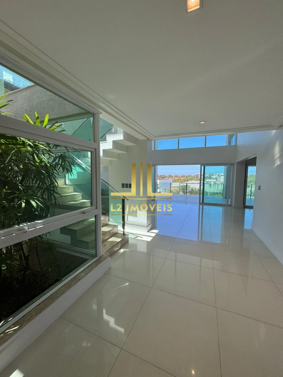 Casa para alugar com 4 quartos, 424m² - Foto 10