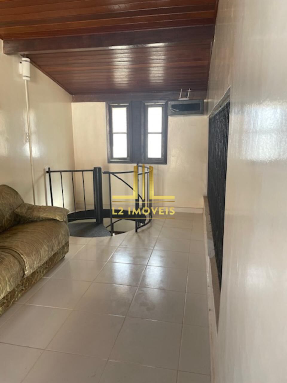 Casa à venda com 4 quartos, 300m² - Foto 15