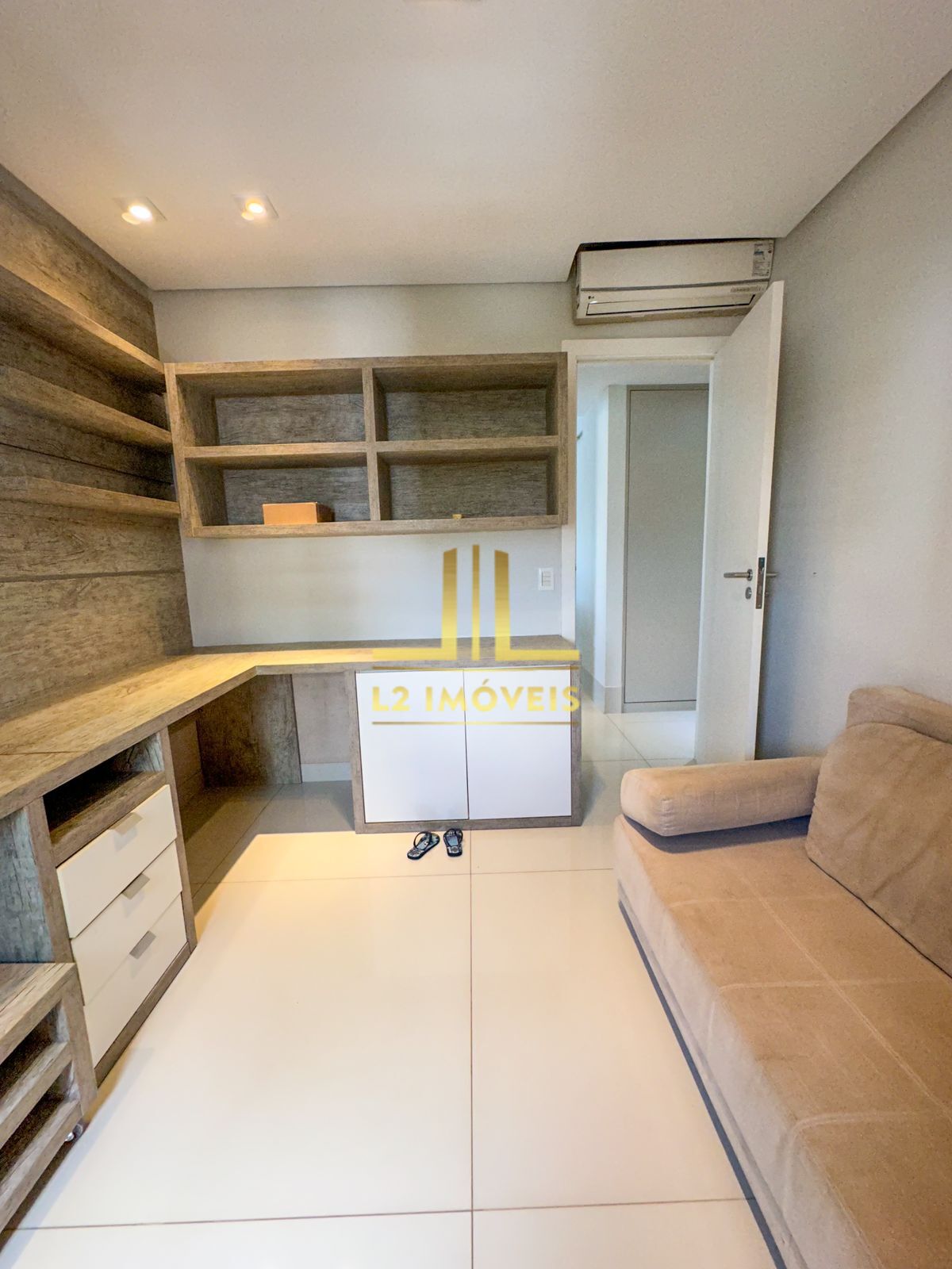 Apartamento para alugar com 3 quartos, 106m² - Foto 9