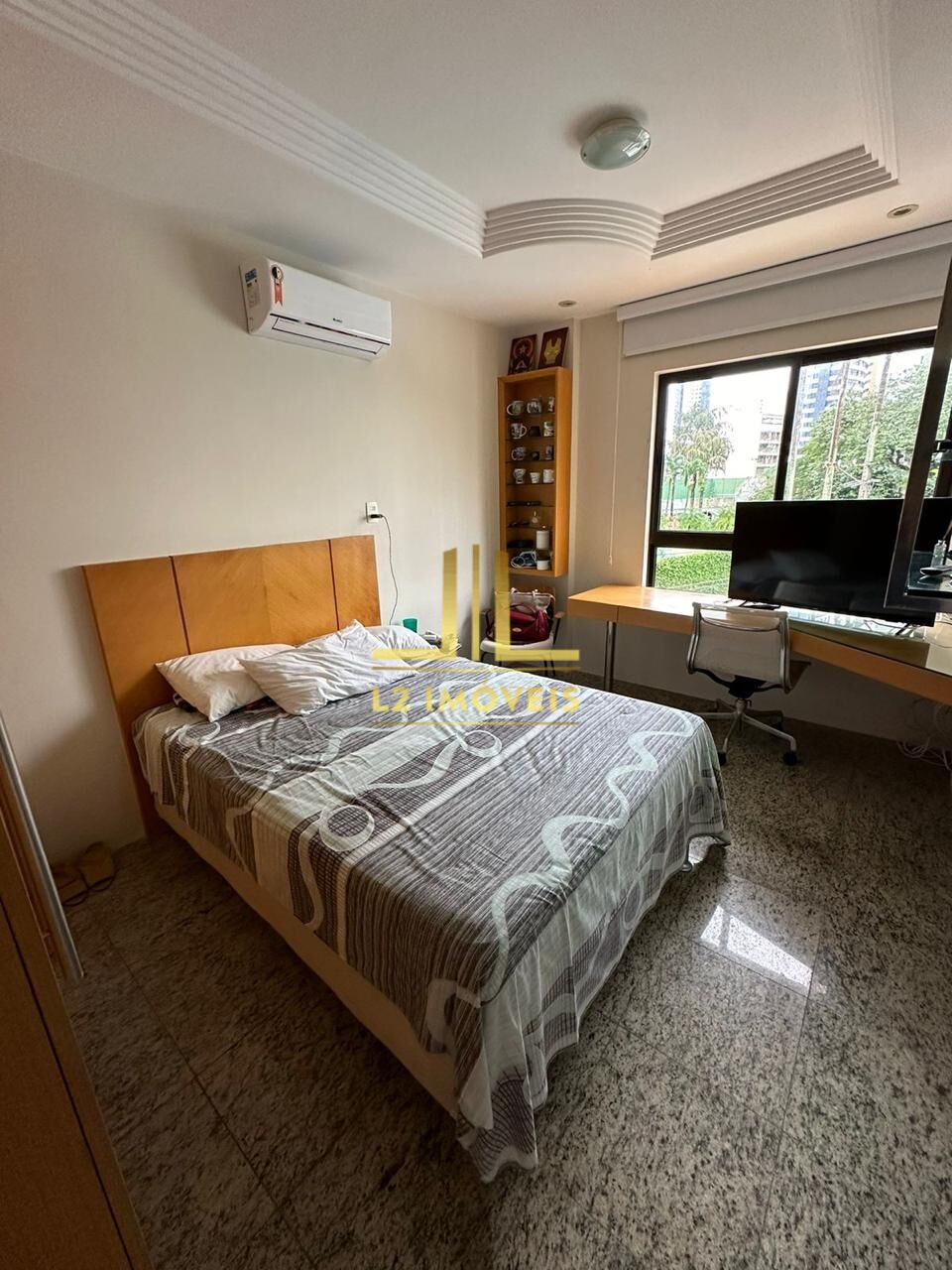 Apartamento à venda com 4 quartos, 255m² - Foto 6