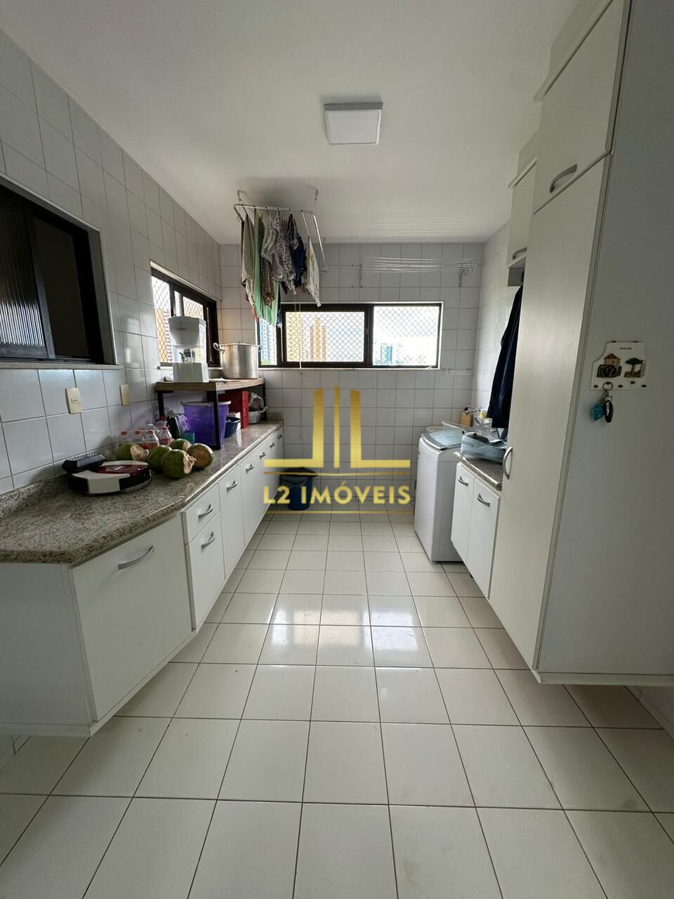 Apartamento à venda com 4 quartos, 255m² - Foto 14