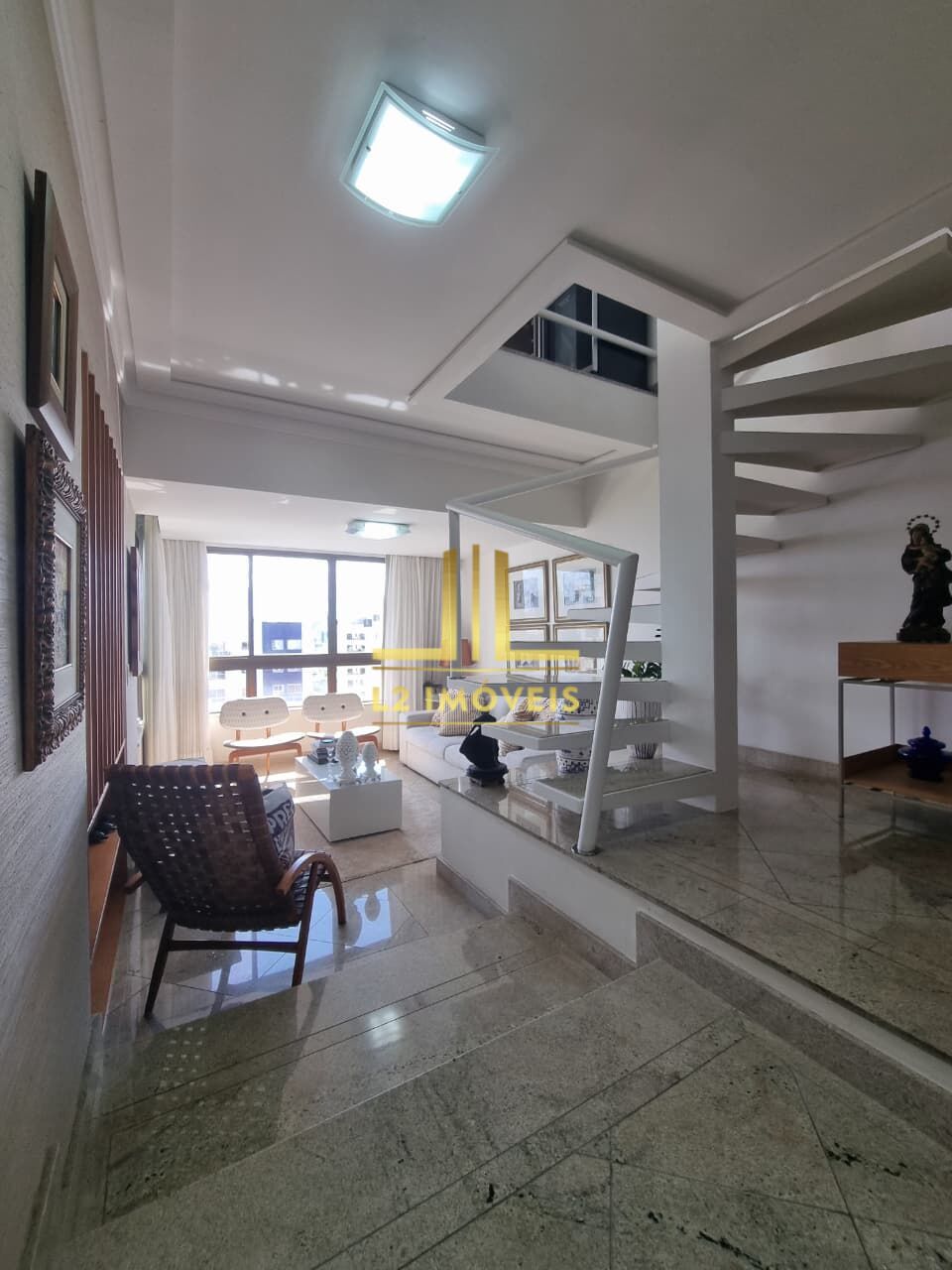 Cobertura à venda com 3 quartos, 269m² - Foto 2