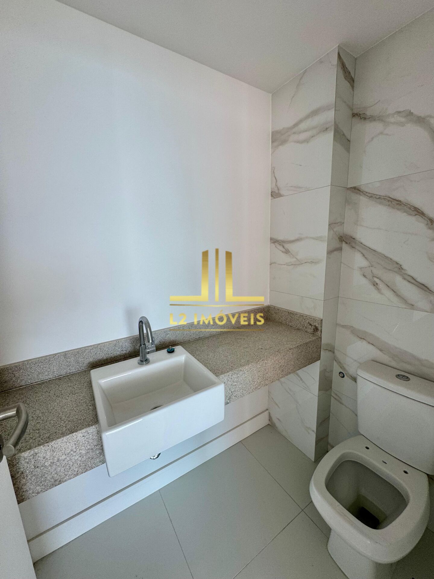 Apartamento à venda com 4 quartos, 210m² - Foto 11