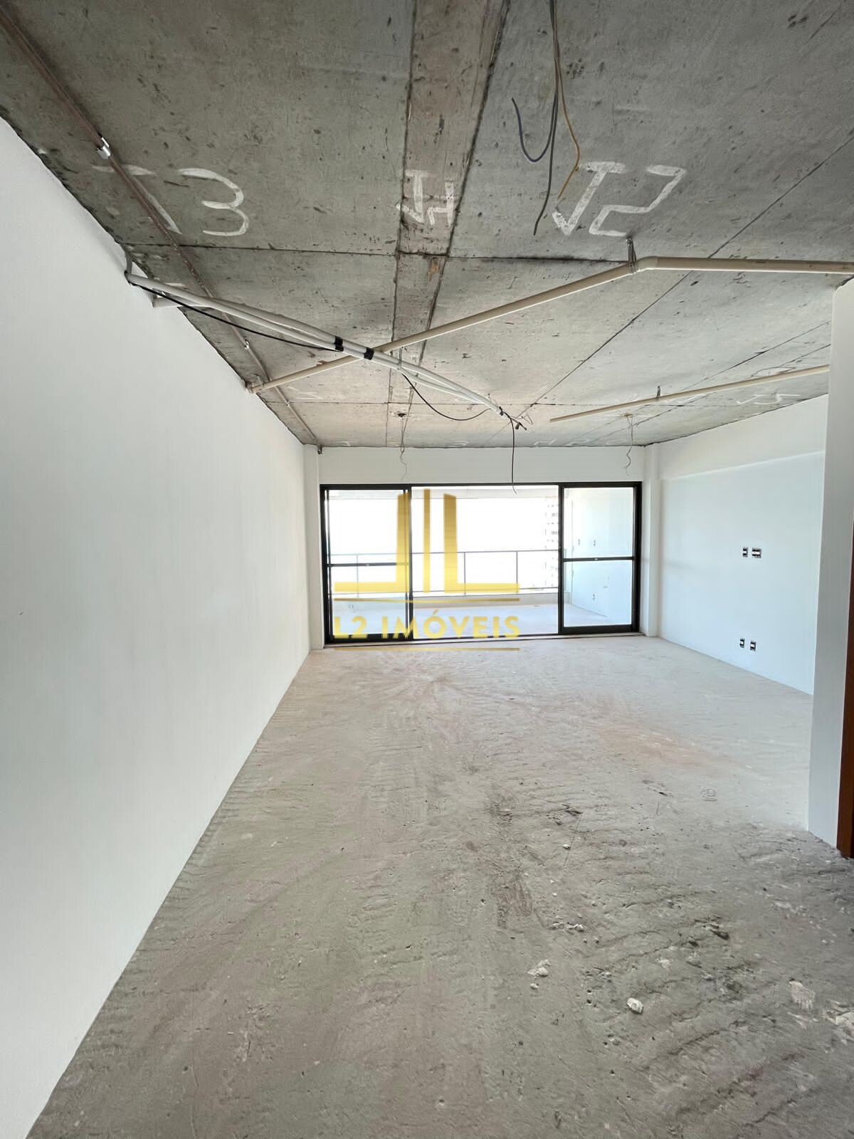 Apartamento à venda com 3 quartos, 155m² - Foto 10