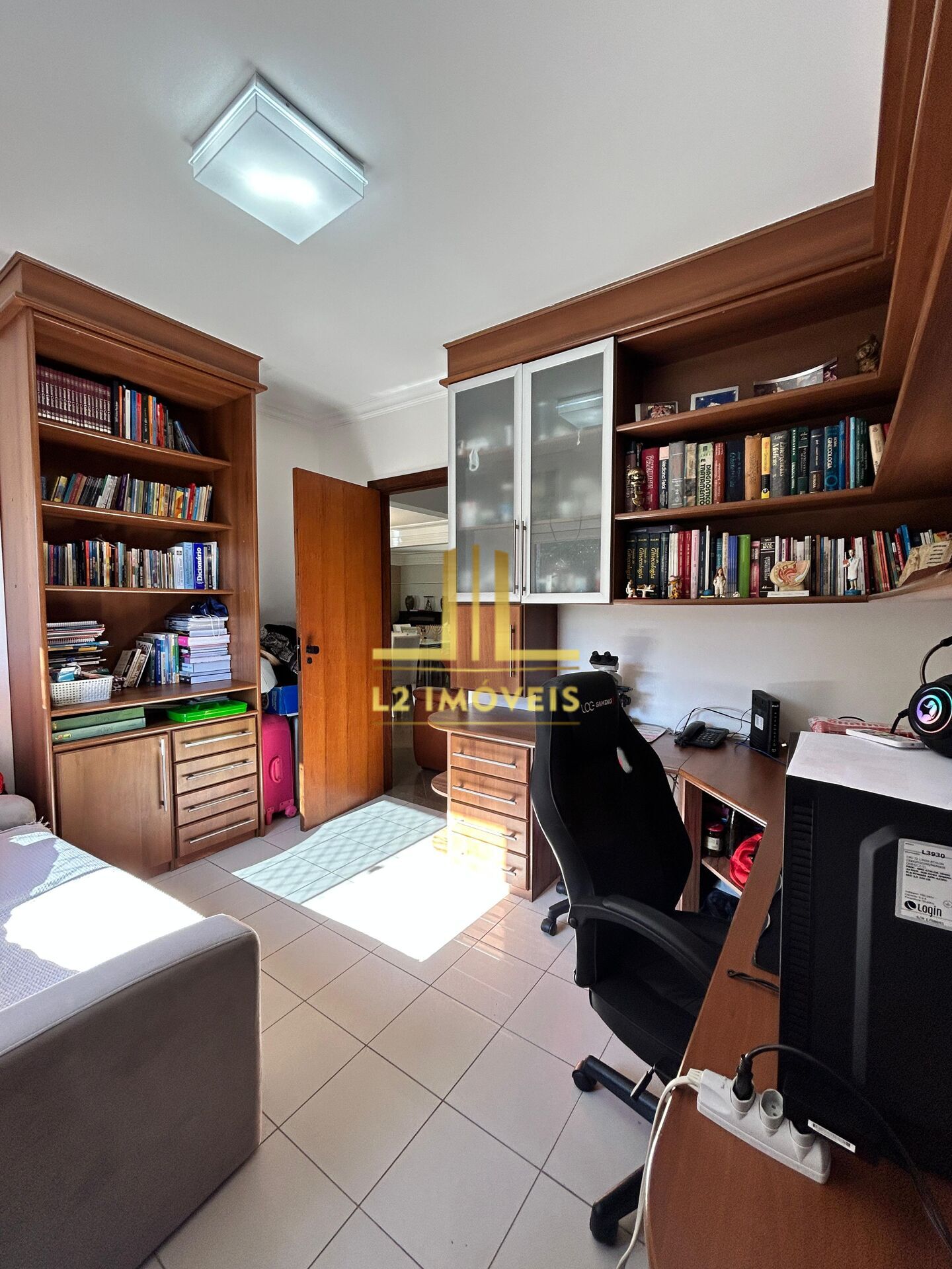 Apartamento à venda com 4 quartos, 199m² - Foto 8