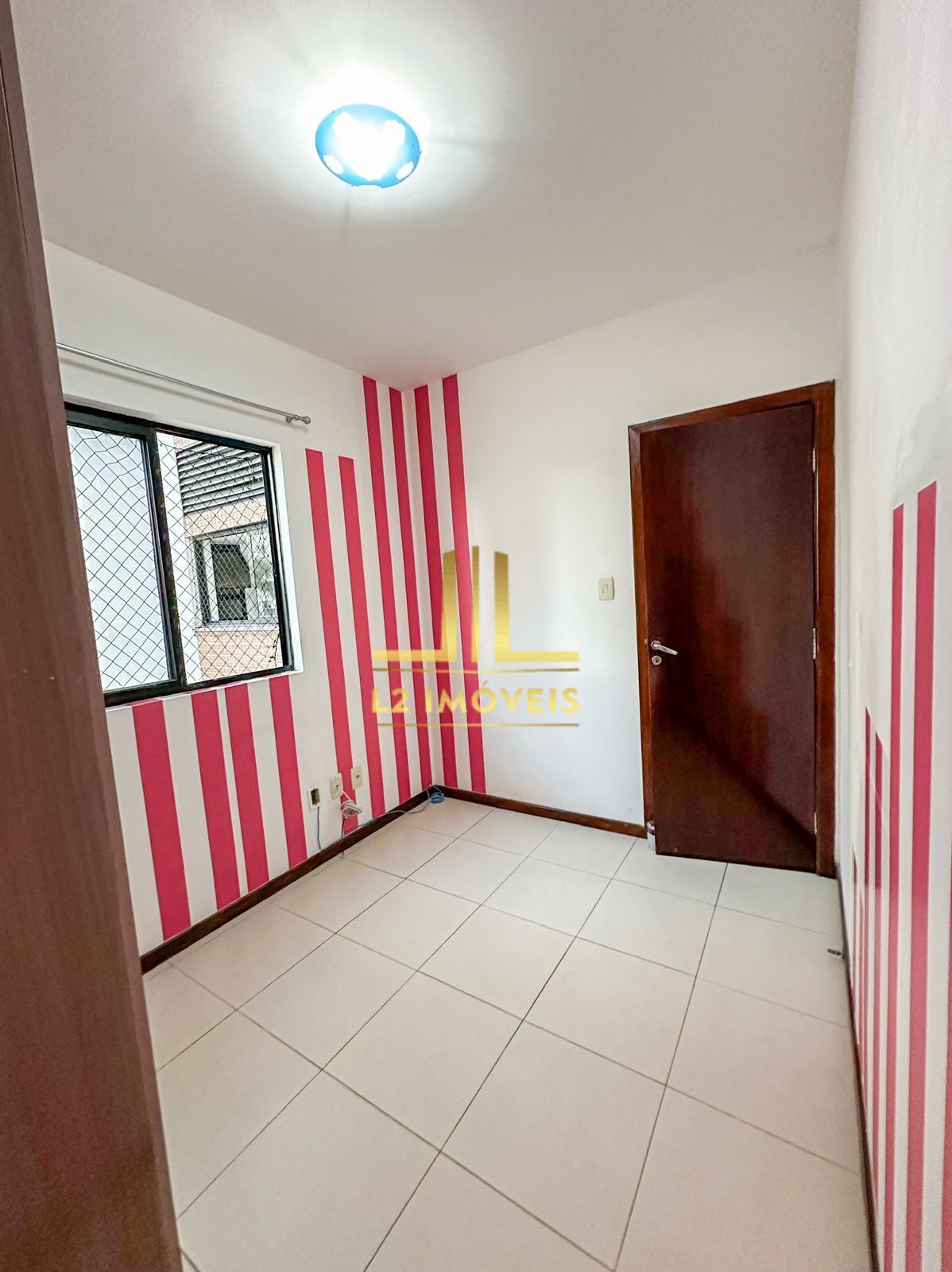 Apartamento à venda com 3 quartos, 90m² - Foto 14