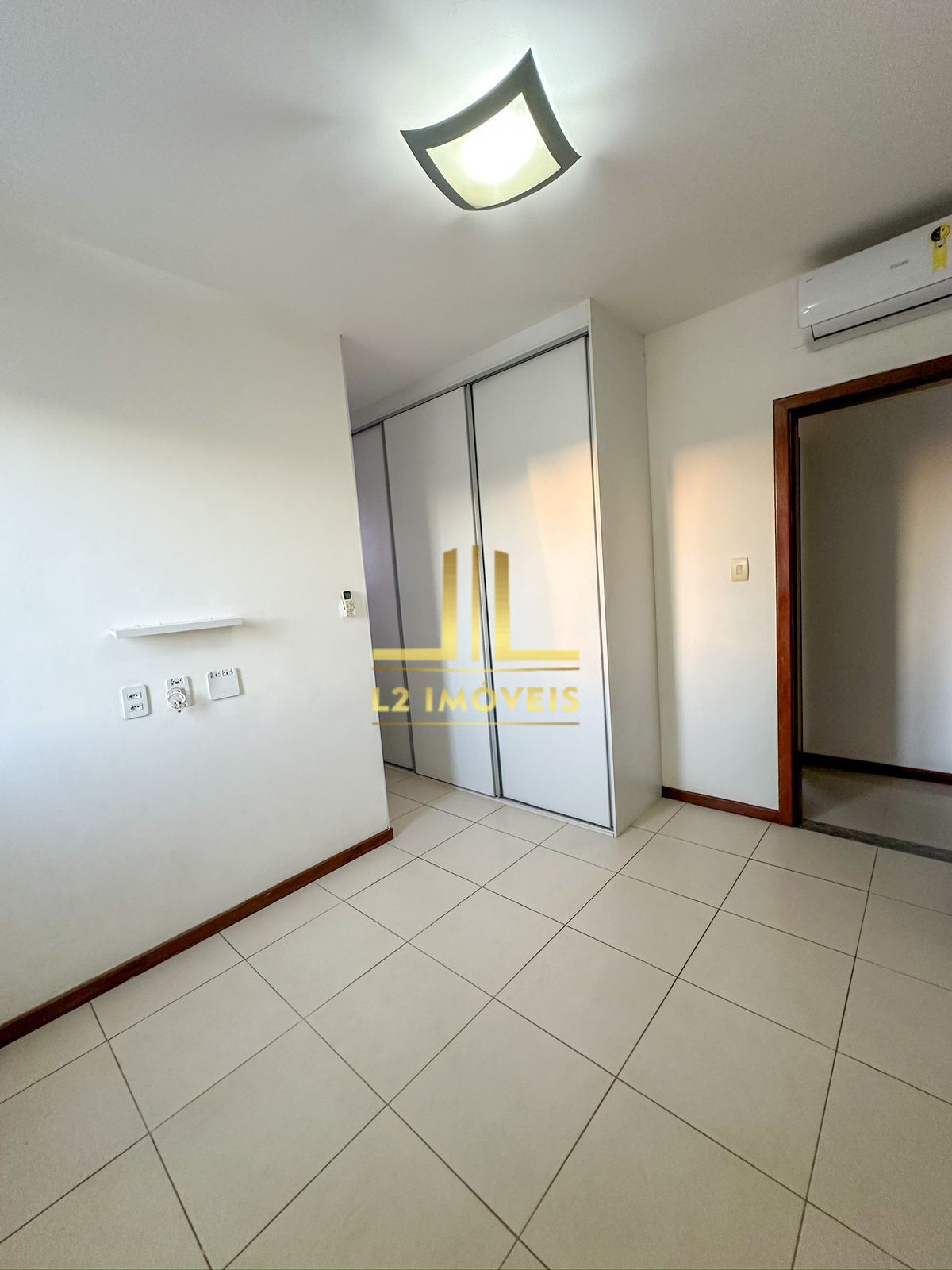 Apartamento à venda com 3 quartos, 90m² - Foto 9