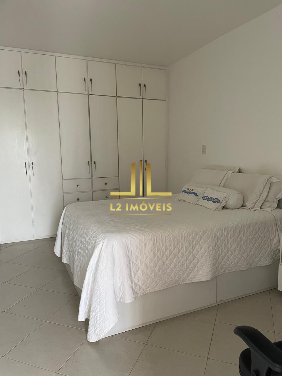 Apartamento à venda com 2 quartos, 102m² - Foto 12