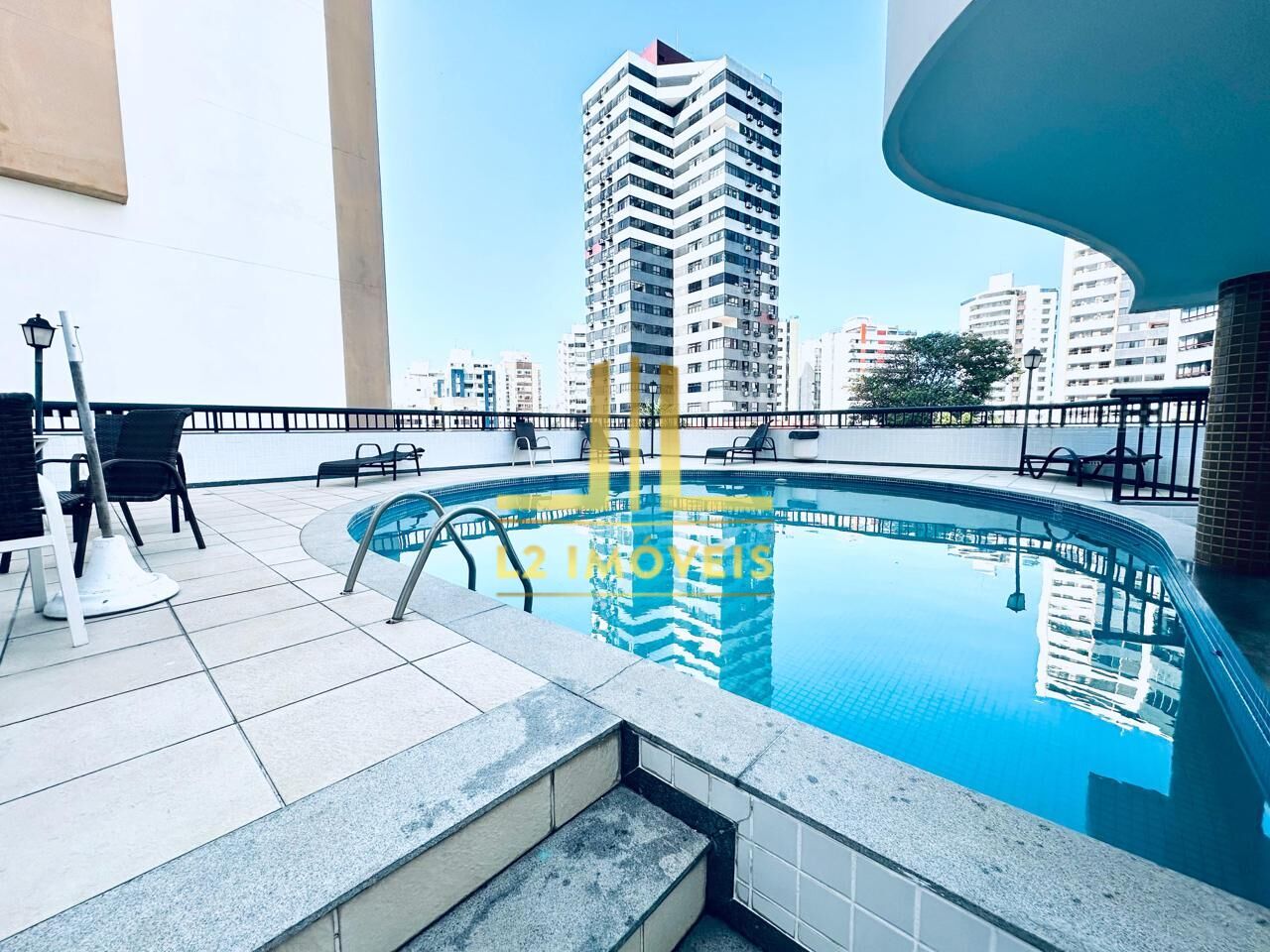 Apartamento - Caminho das árvores