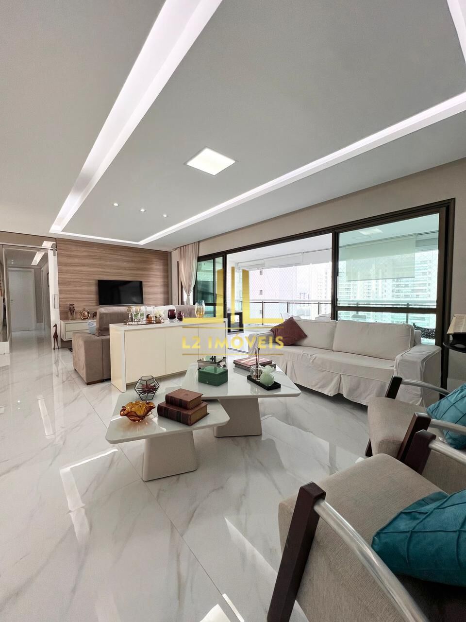 Apartamento, 3 quartos, 166 m² - Foto 2