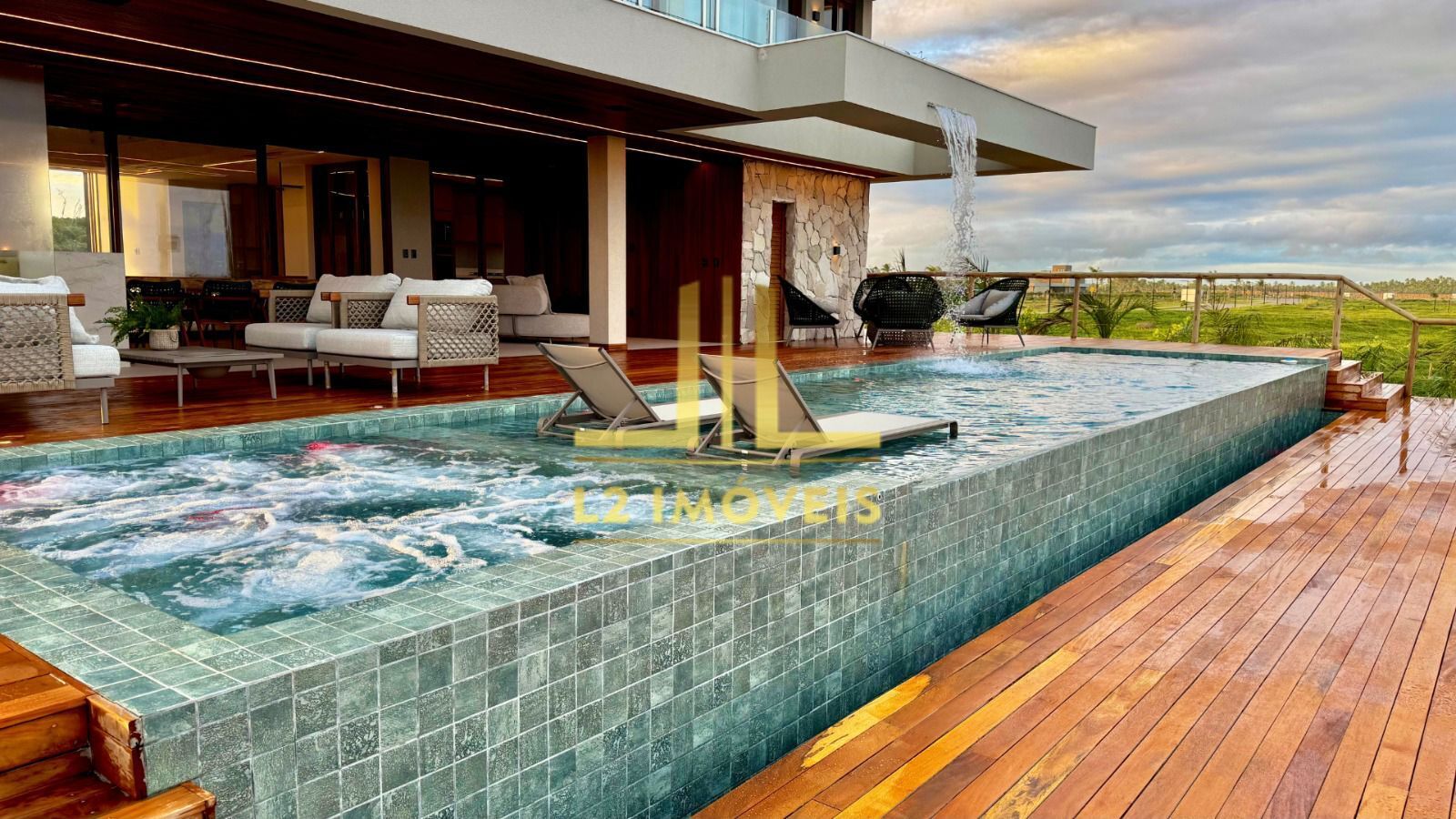 Casa à venda com 8 quartos, 615m² - Foto 4