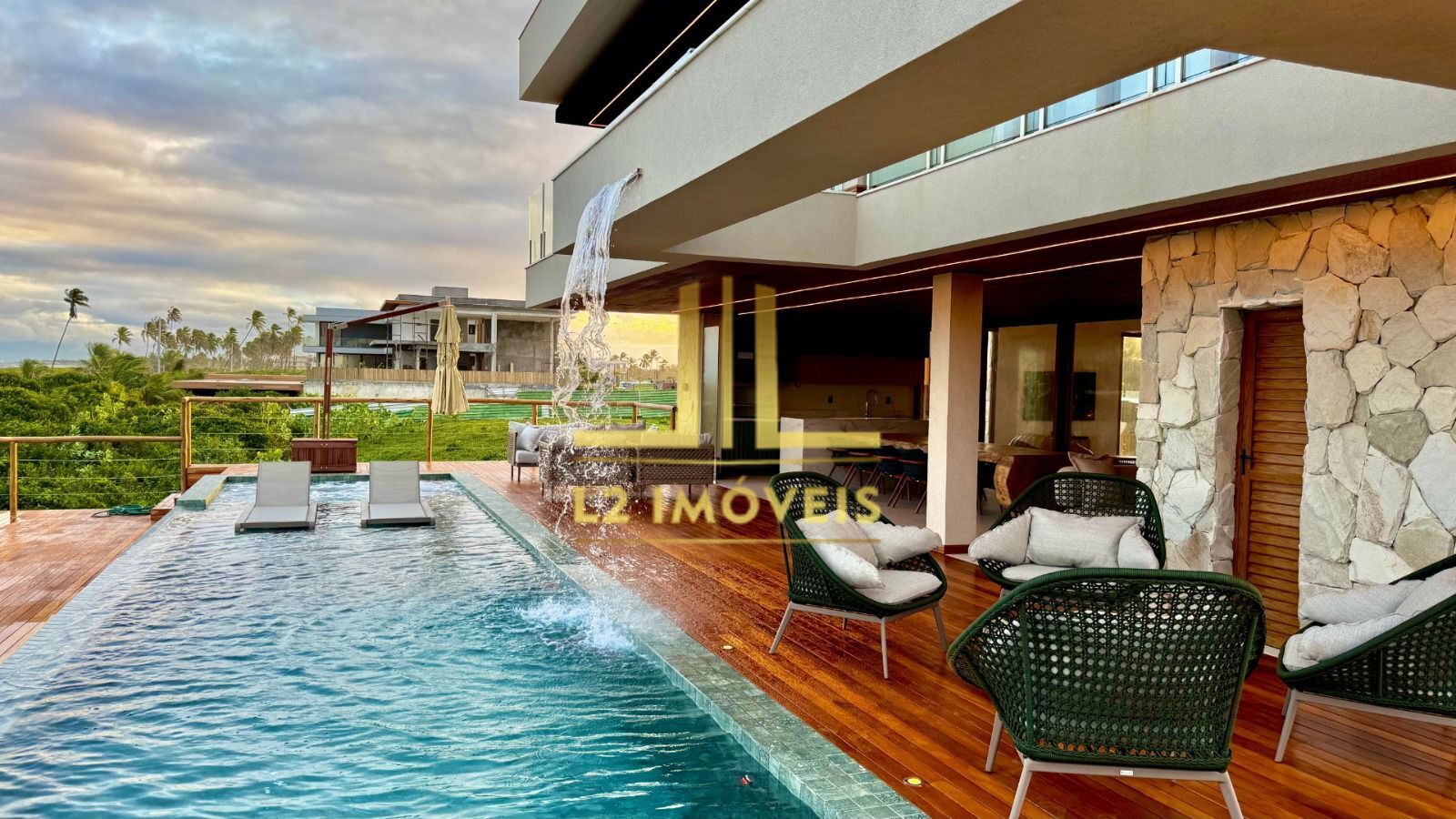 Casa à venda com 8 quartos, 615m² - Foto 5