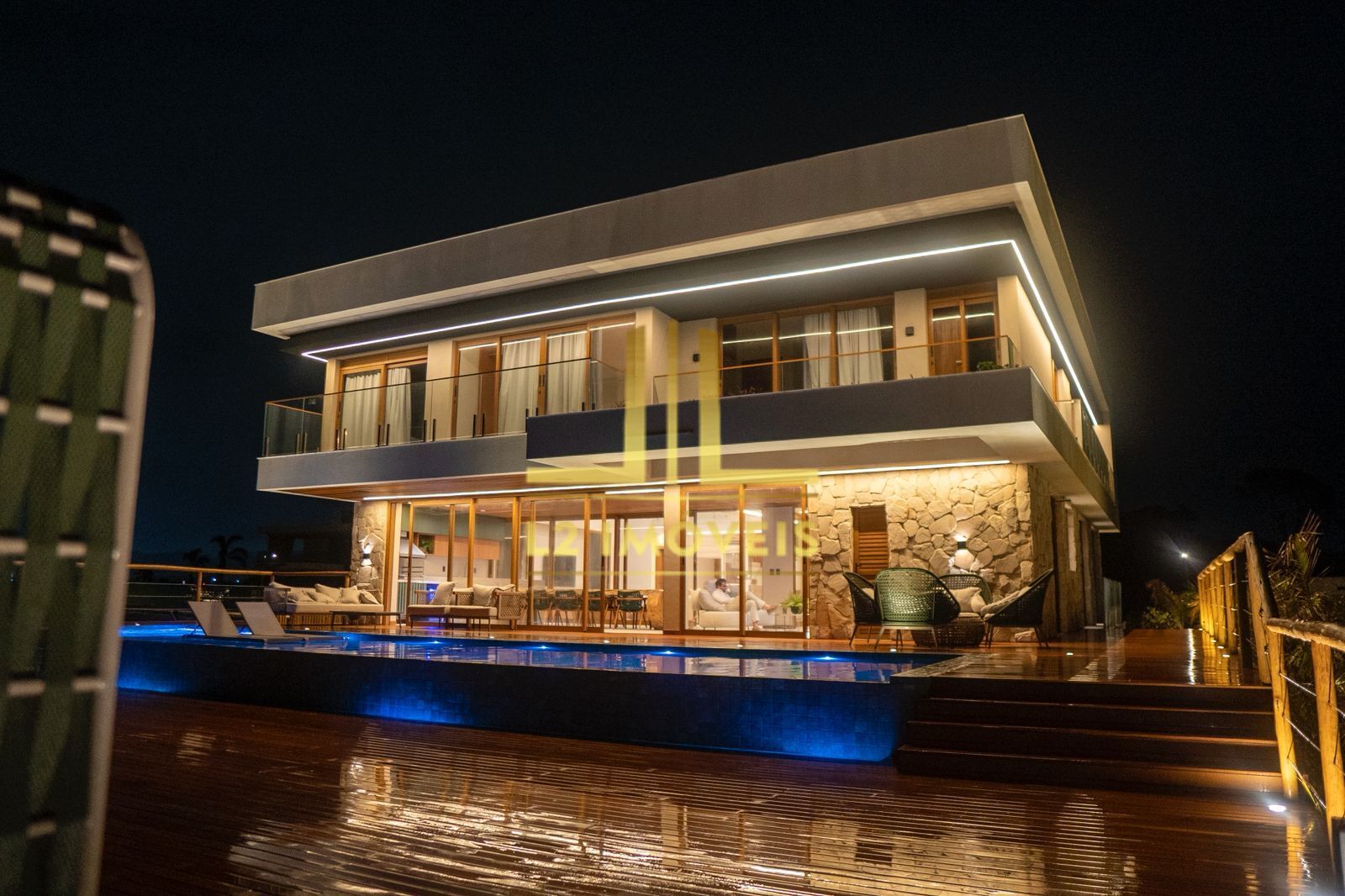 Casa, 8 quartos, 615 m² - Foto 1