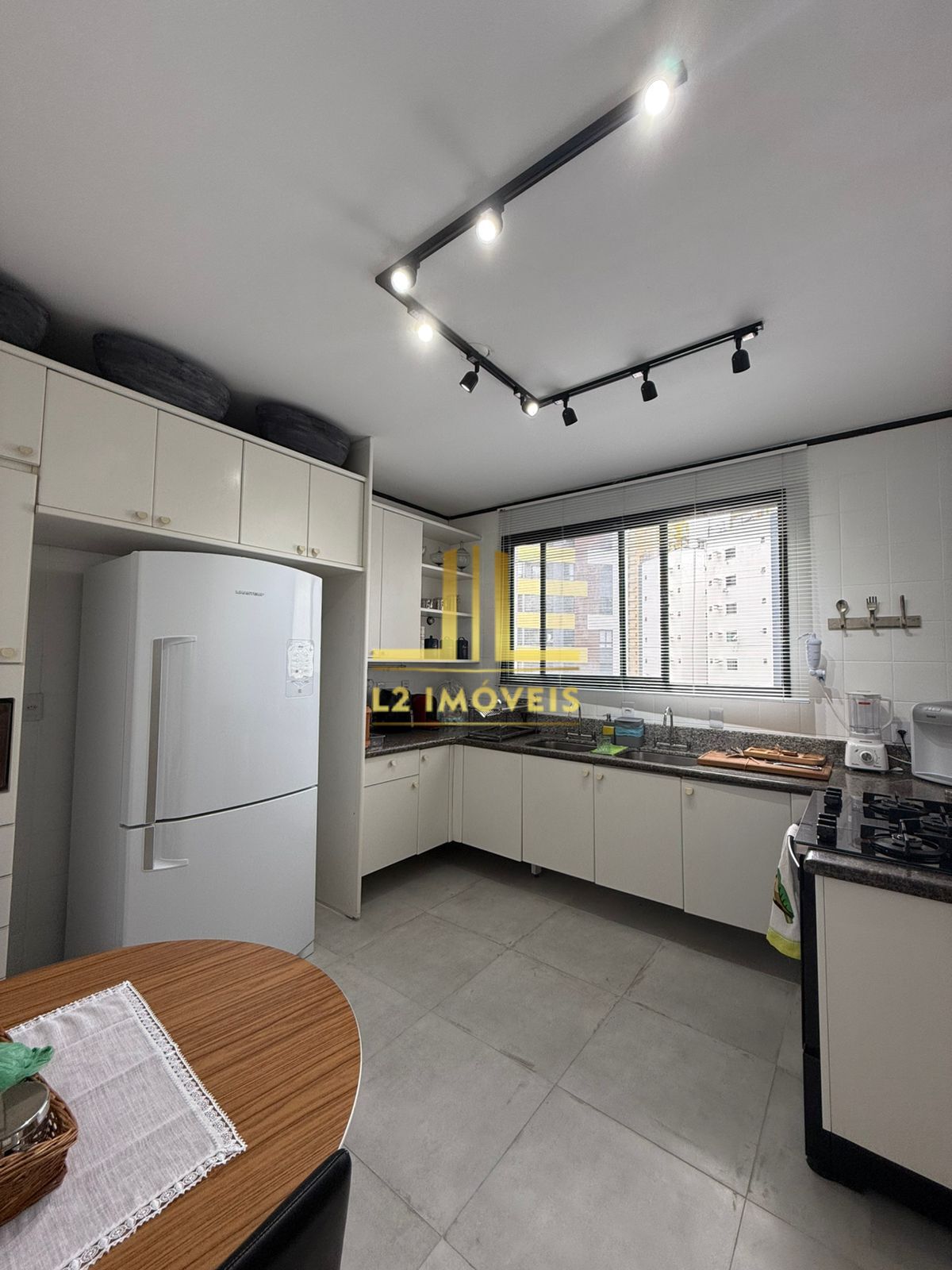 Apartamento à venda com 3 quartos, 207m² - Foto 21