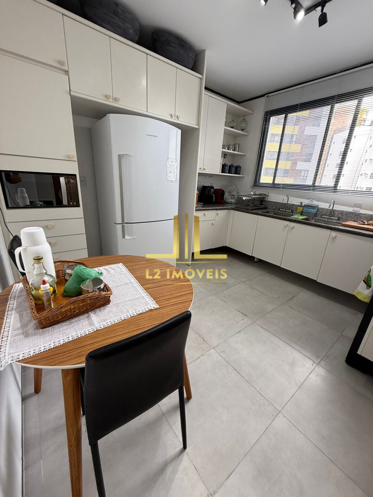 Apartamento à venda com 3 quartos, 207m² - Foto 22