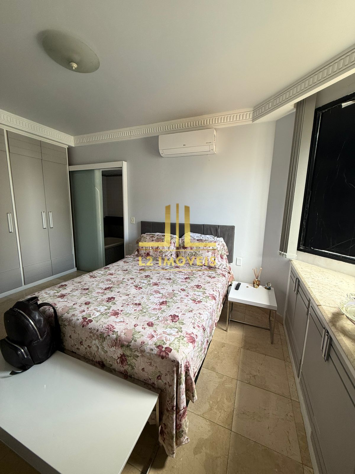 Apartamento à venda com 3 quartos, 207m² - Foto 12