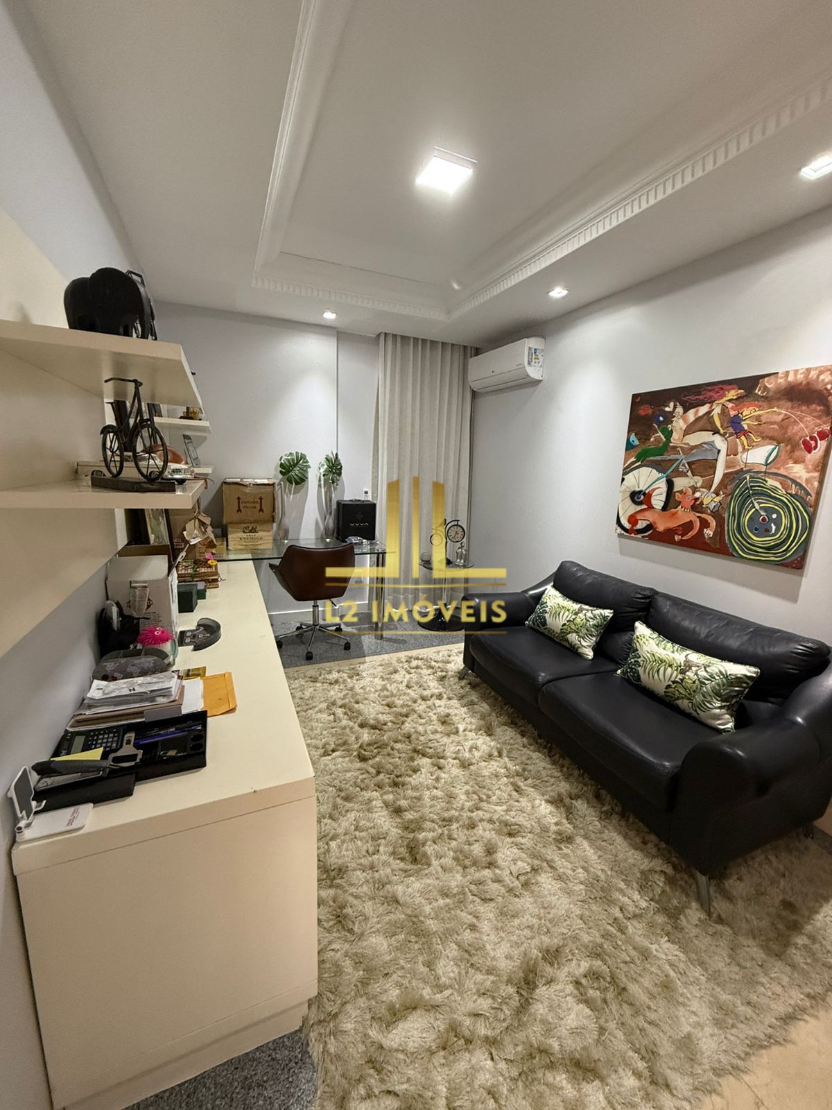 Apartamento à venda com 3 quartos, 207m² - Foto 4