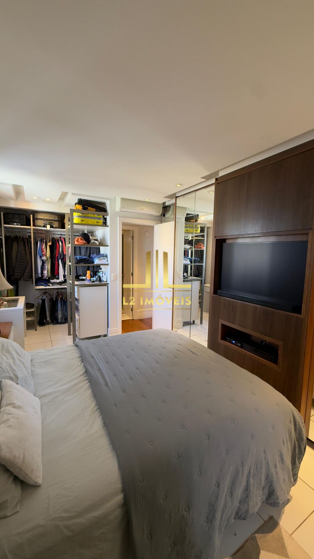 Apartamento à venda com 3 quartos, 136m² - Foto 7