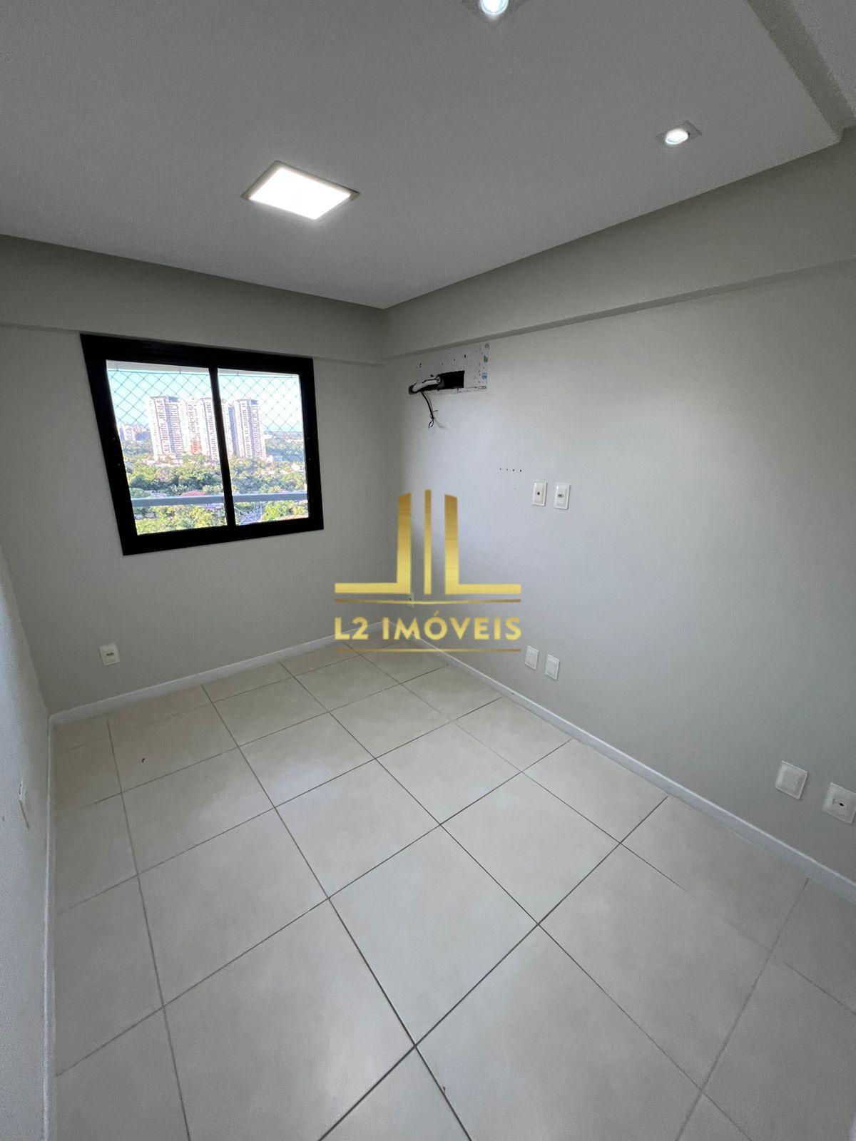 Apartamento à venda com 2 quartos, 67m² - Foto 7