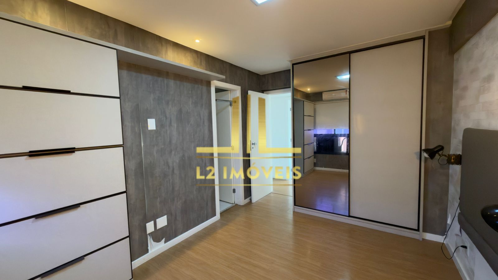 Apartamento, 4 quartos, 225 m² - Foto 11