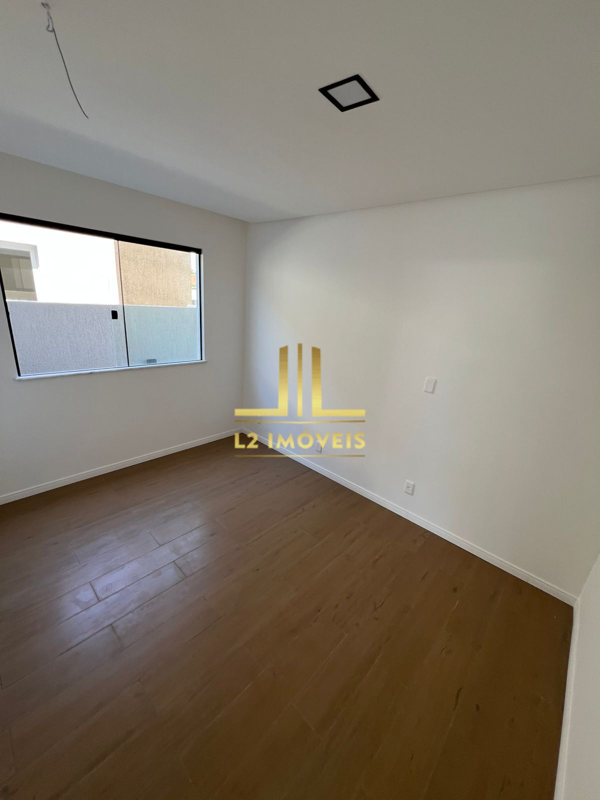 Casa à venda com 4 quartos, 200m² - Foto 13