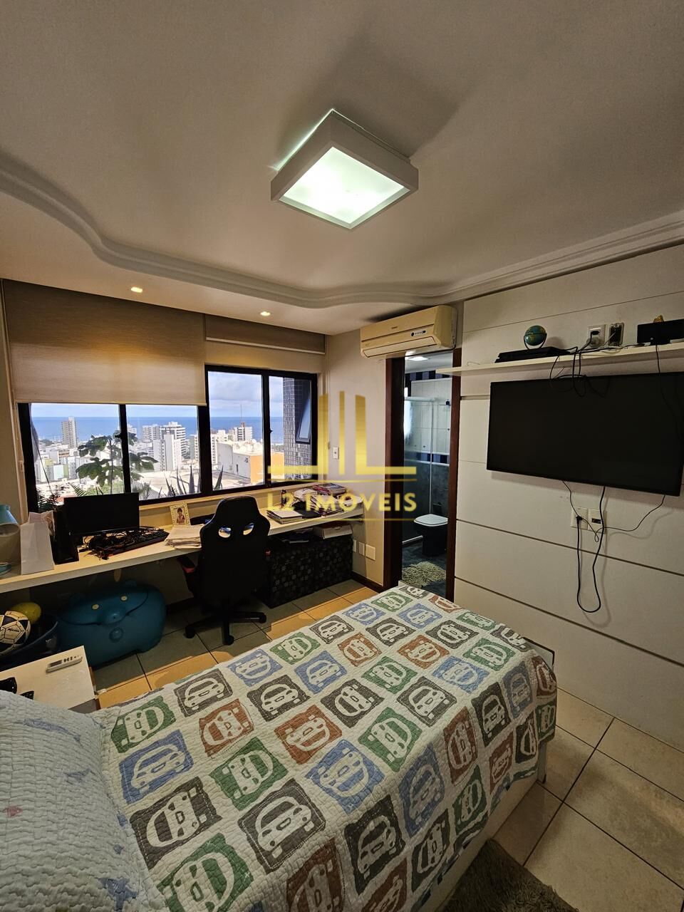 Apartamento à venda com 4 quartos, 205m² - Foto 20