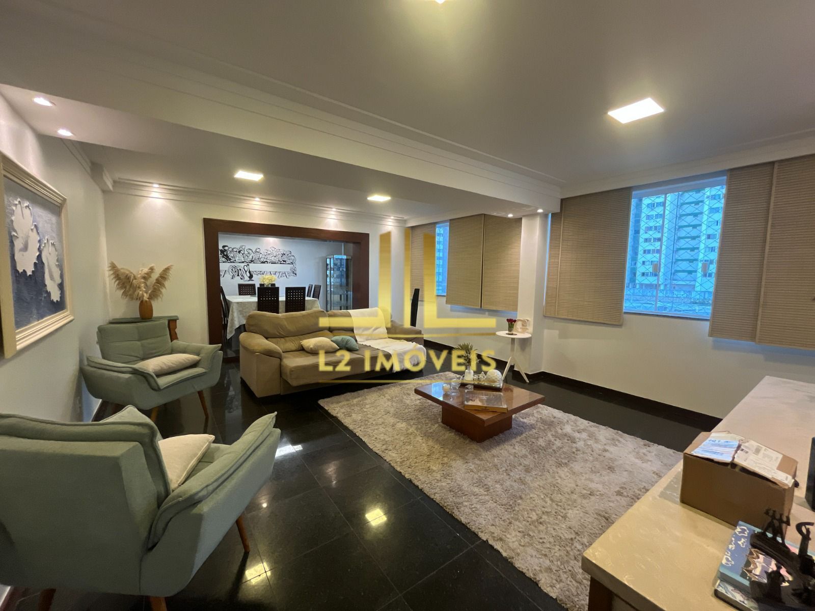 Cobertura à venda com 4 quartos, 378m² - Foto 1
