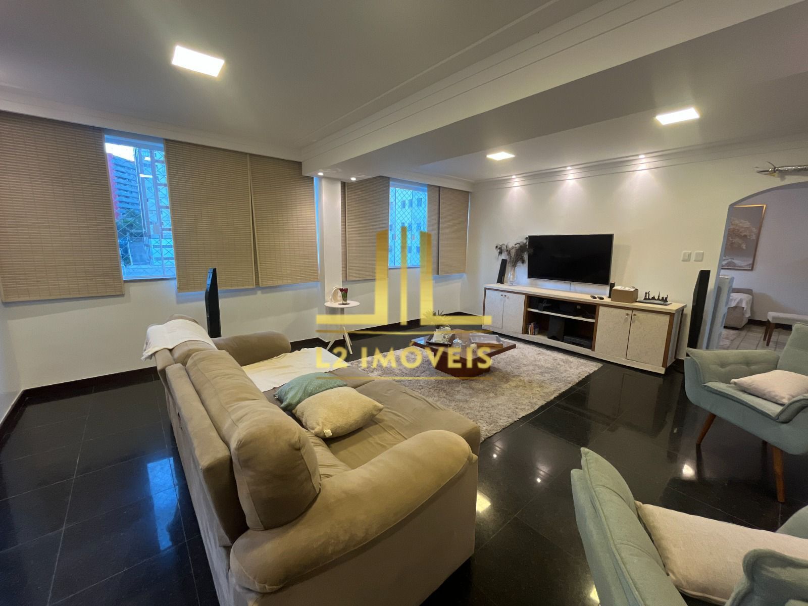 Cobertura à venda com 4 quartos, 378m² - Foto 3