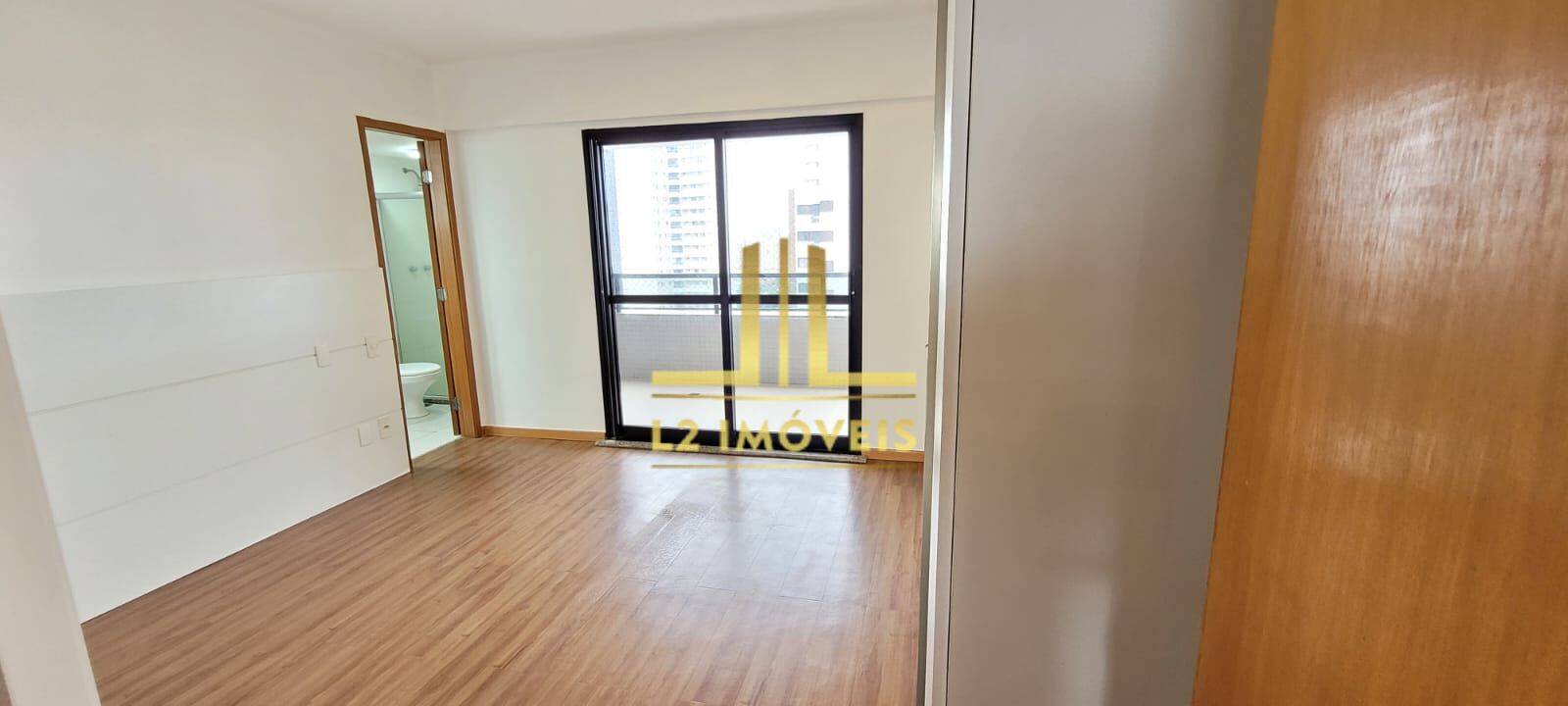 Apartamento para alugar com 4 quartos, 150m² - Foto 6