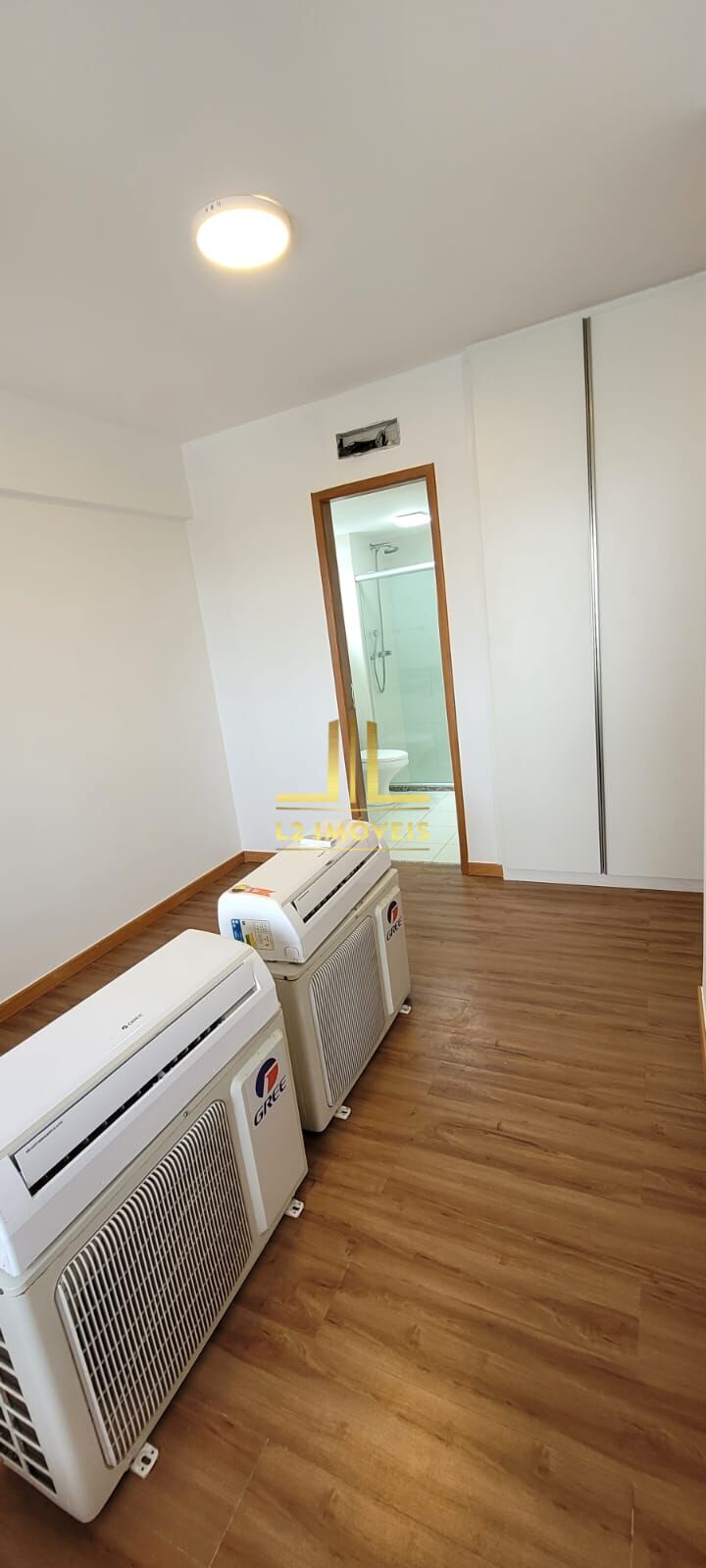 Apartamento para alugar com 4 quartos, 150m² - Foto 18