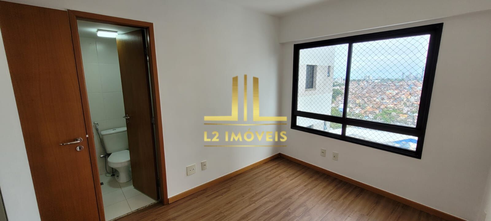 Apartamento para alugar com 4 quartos, 150m² - Foto 13