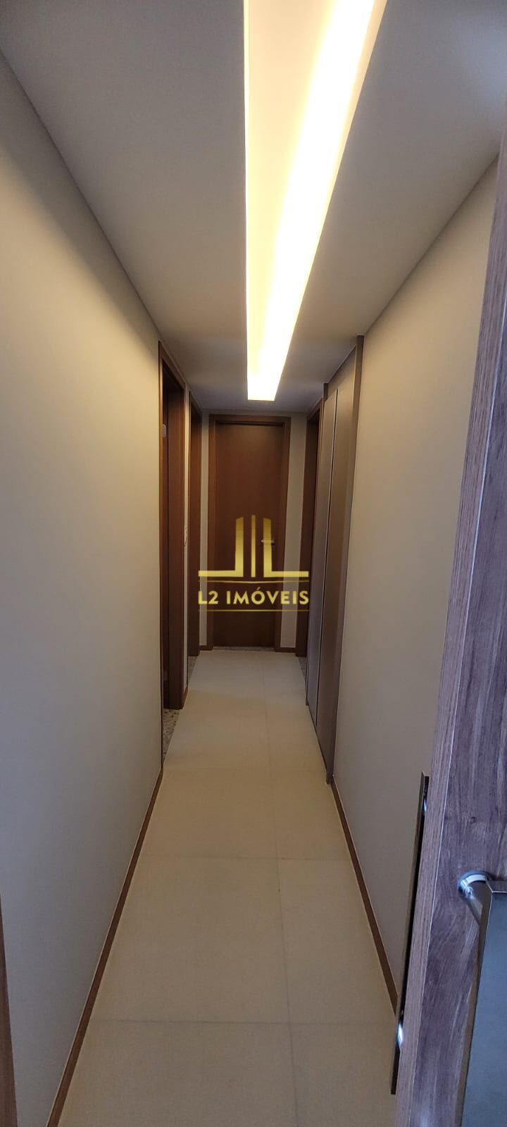Apartamento à venda com 3 quartos, 109m² - Foto 18