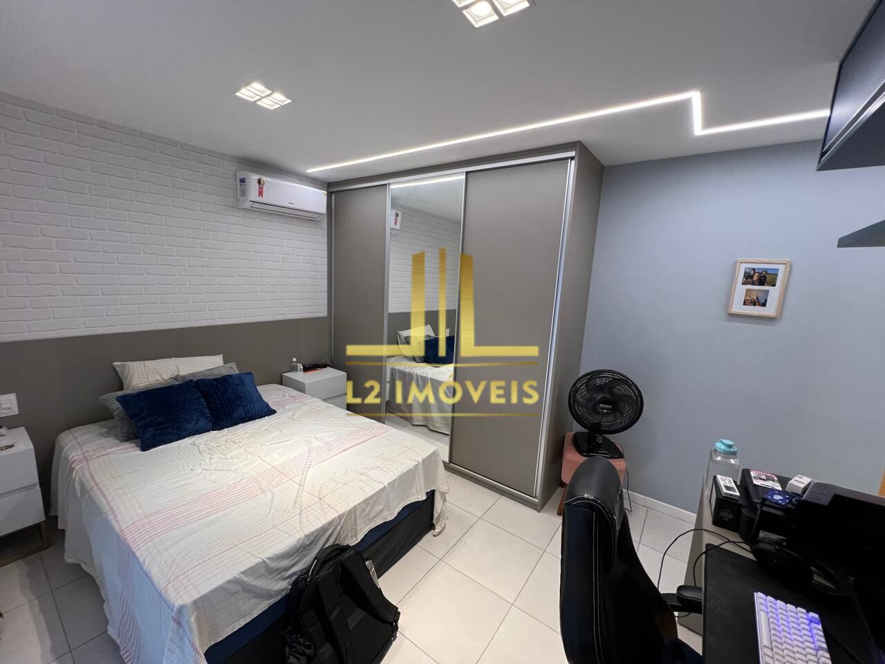 Casa à venda com 4 quartos, 177m² - Foto 12