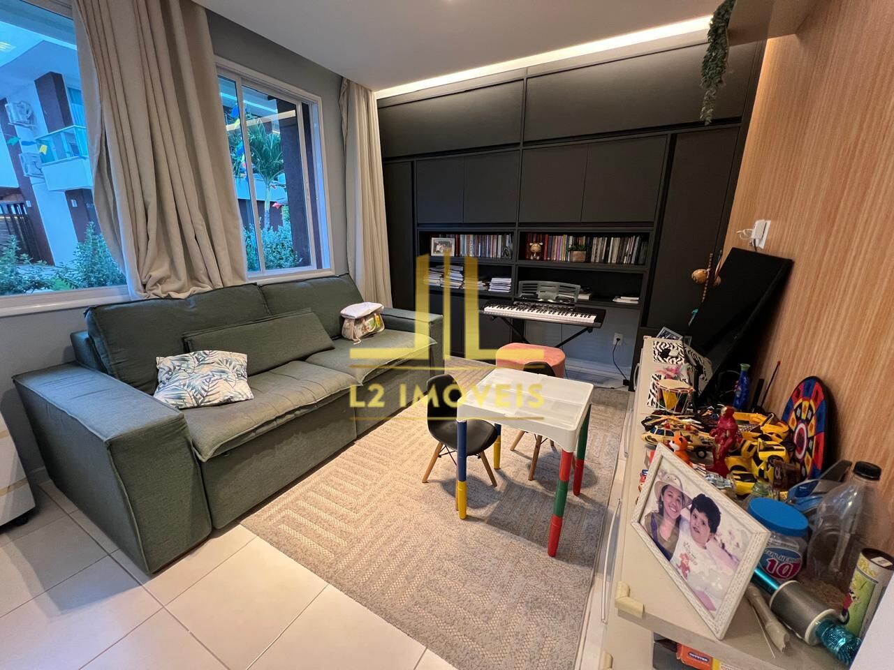 Casa à venda com 4 quartos, 177m² - Foto 11