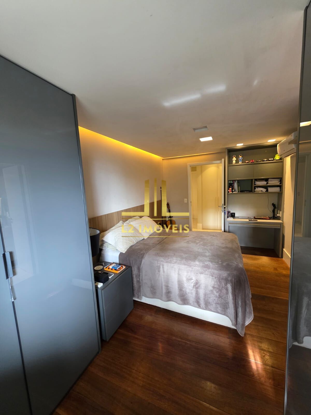 Apartamento à venda com 5 quartos, 330m² - Foto 33