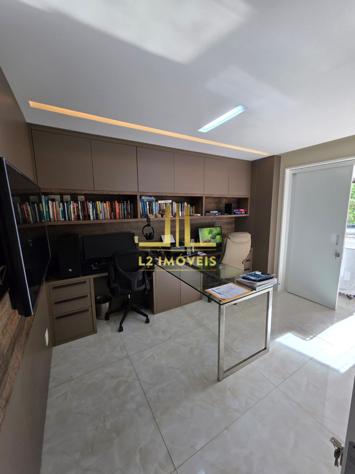Apartamento à venda com 5 quartos, 330m² - Foto 22