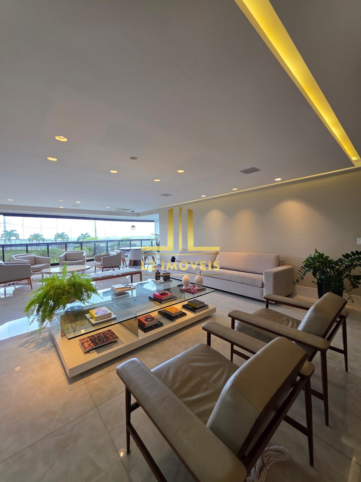 Apartamento à venda com 5 quartos, 330m² - Foto 5