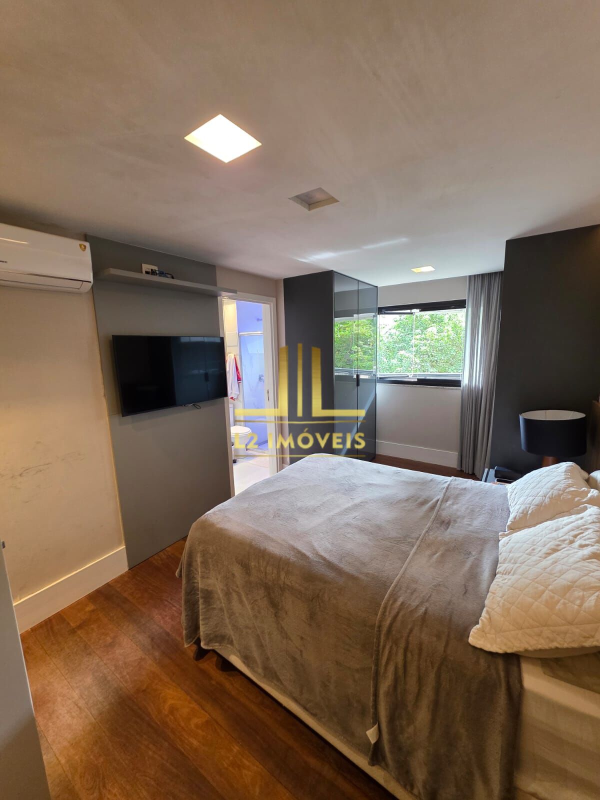 Apartamento à venda com 5 quartos, 330m² - Foto 32