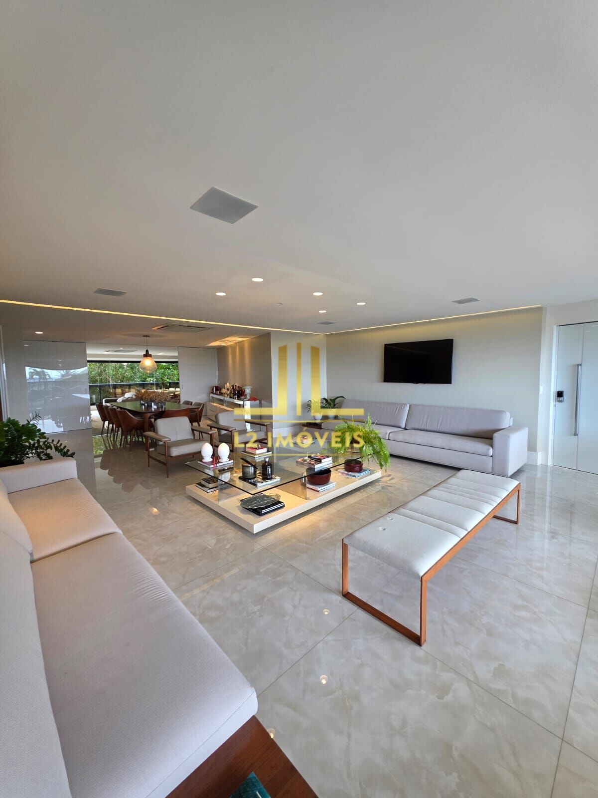 Apartamento à venda com 5 quartos, 330m² - Foto 2