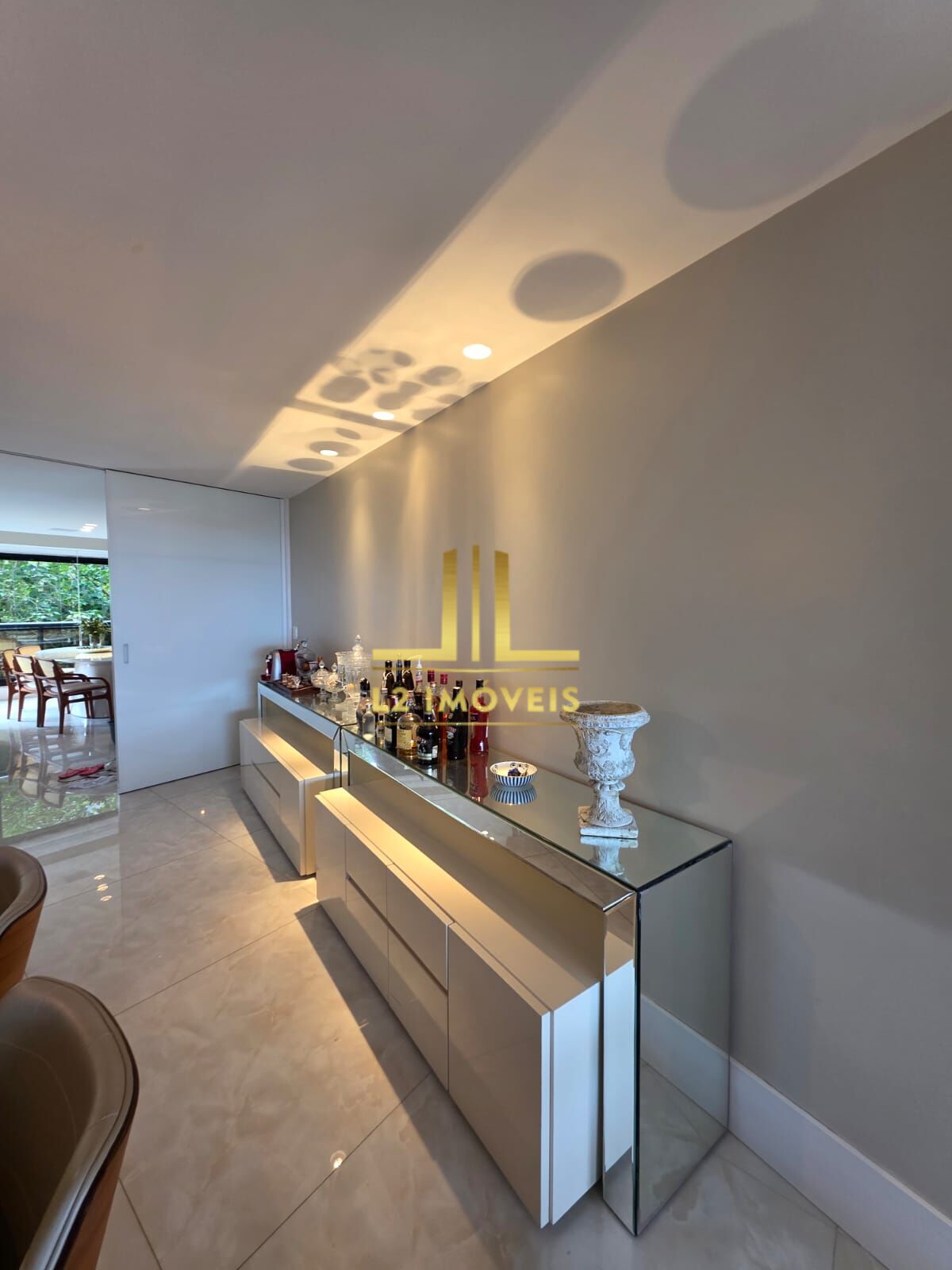 Apartamento à venda com 5 quartos, 330m² - Foto 9