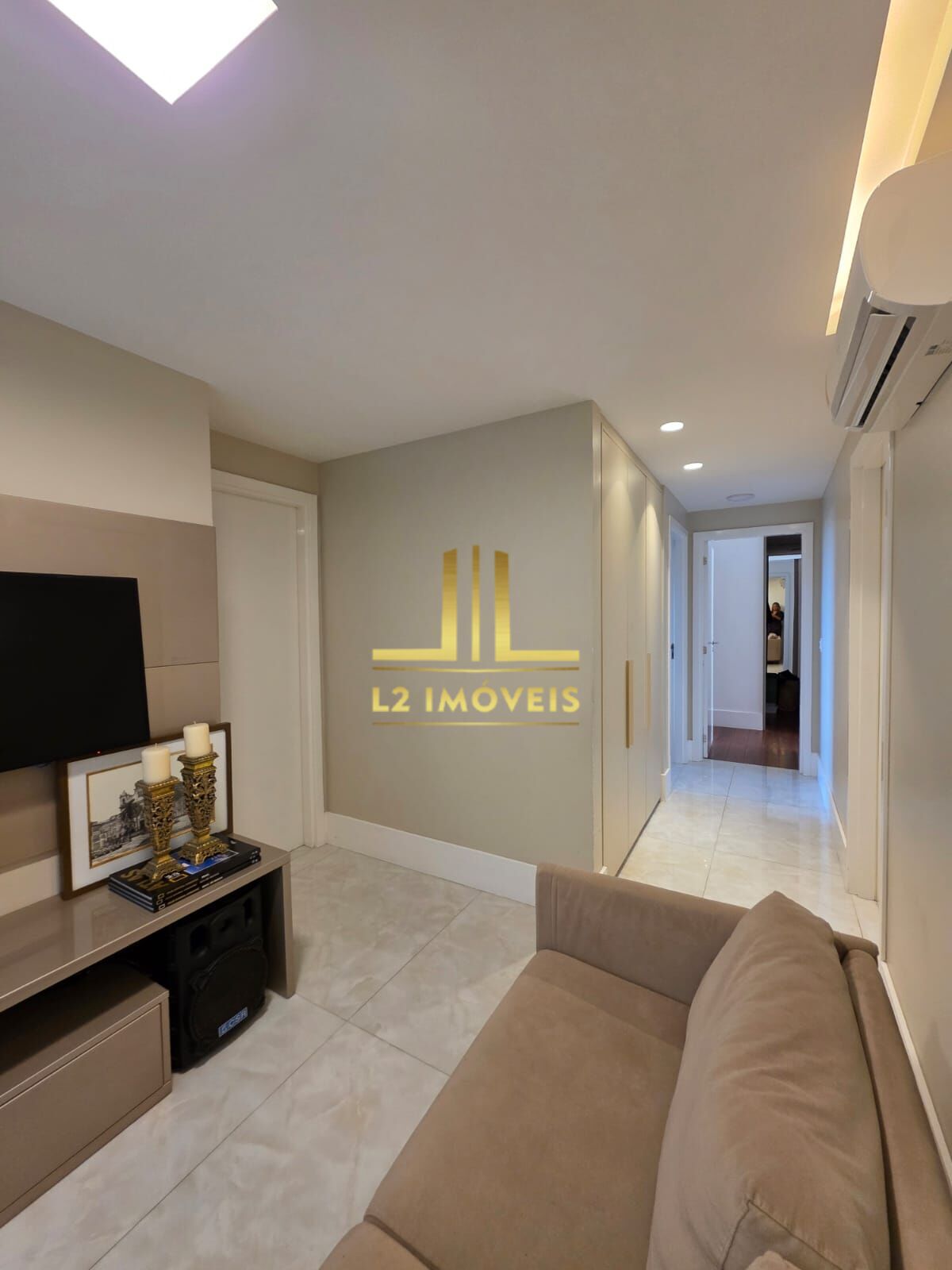 Apartamento à venda com 5 quartos, 330m² - Foto 19
