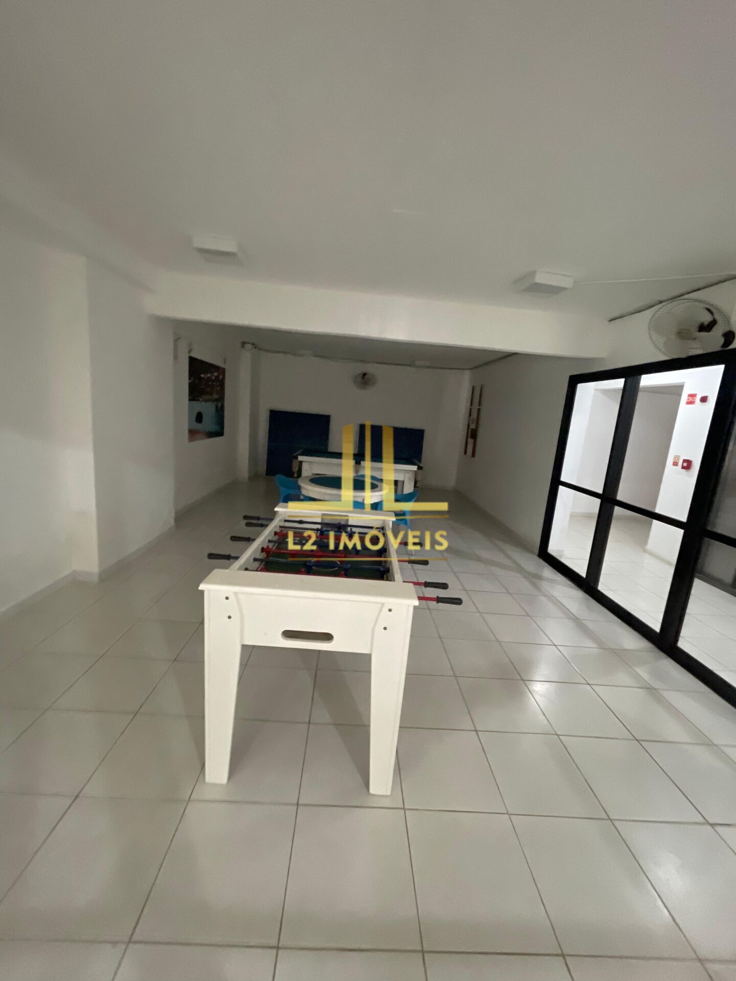 Apartamento à venda com 2 quartos, 65m² - Foto 14