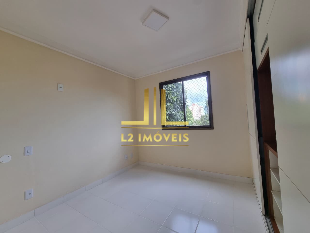 Apartamento à venda com 3 quartos, 69m² - Foto 3