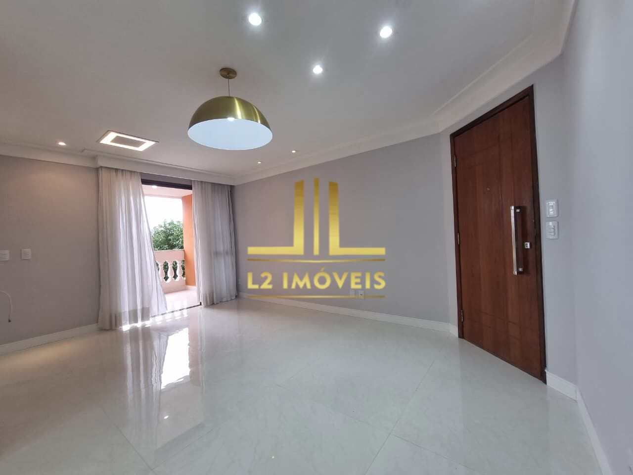 Apartamento à venda com 3 quartos, 69m² - Foto 2