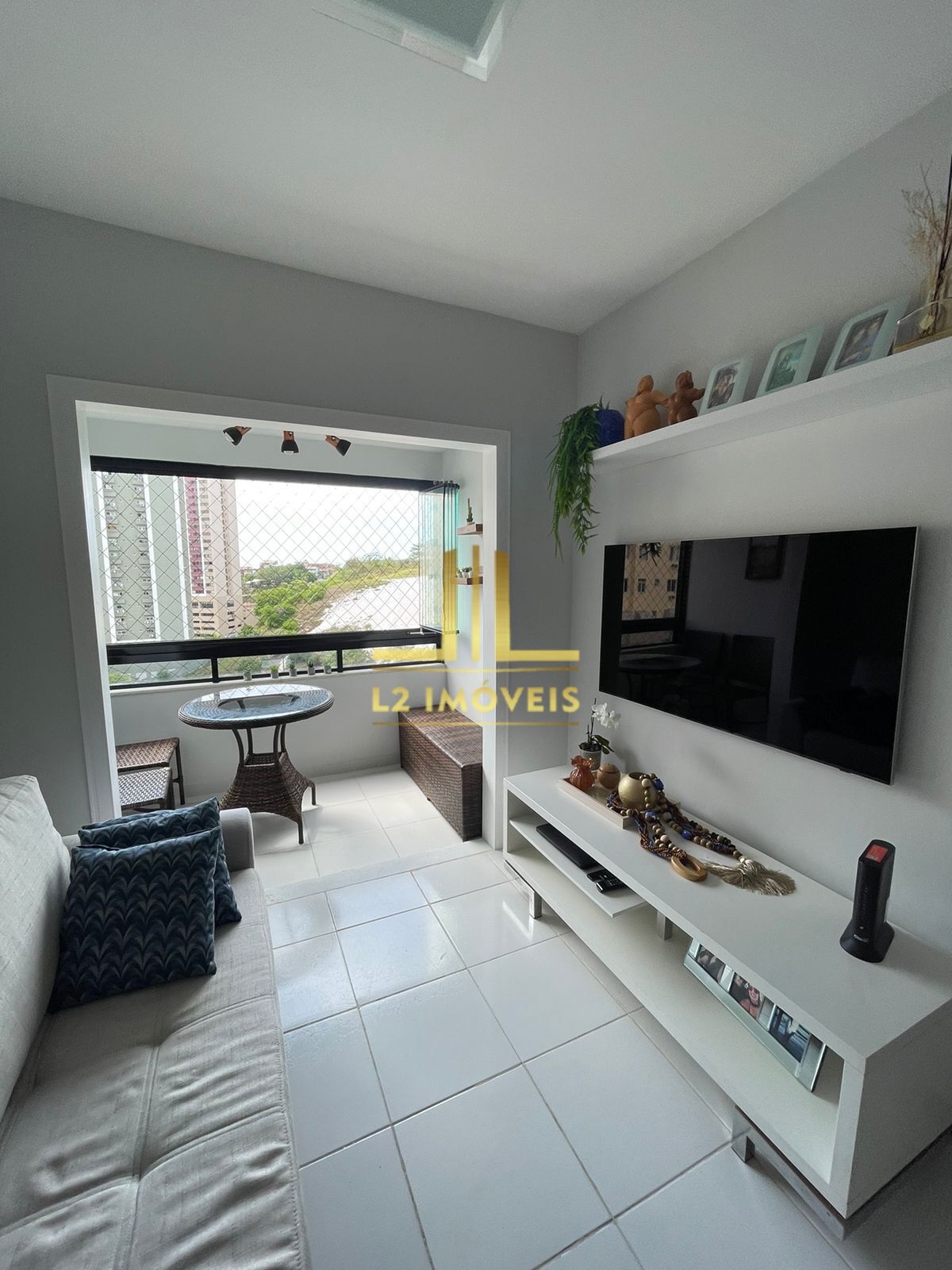 Apartamento à venda com 3 quartos, 70m² - Foto 1