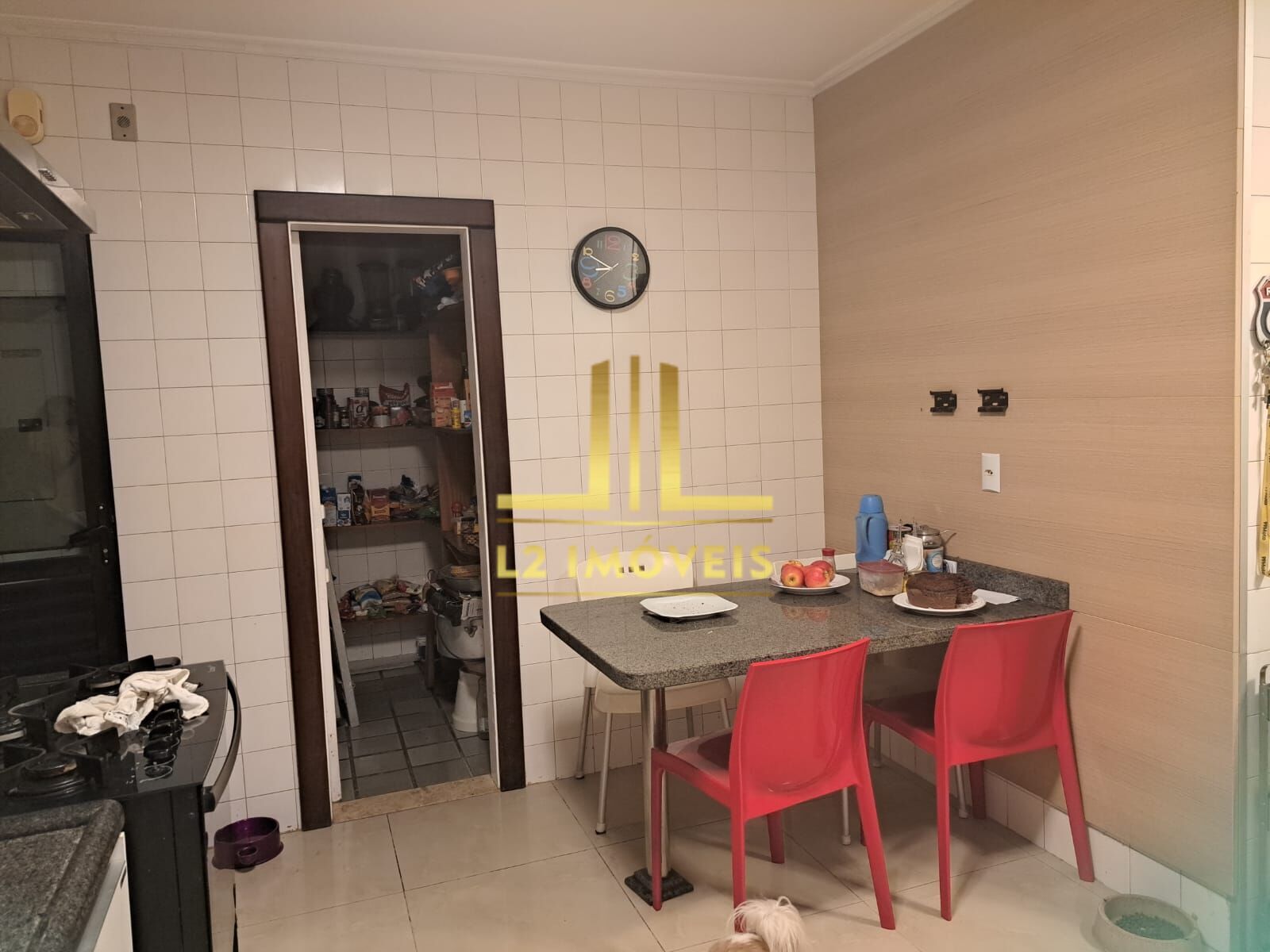 Apartamento à venda com 4 quartos, 211m² - Foto 4