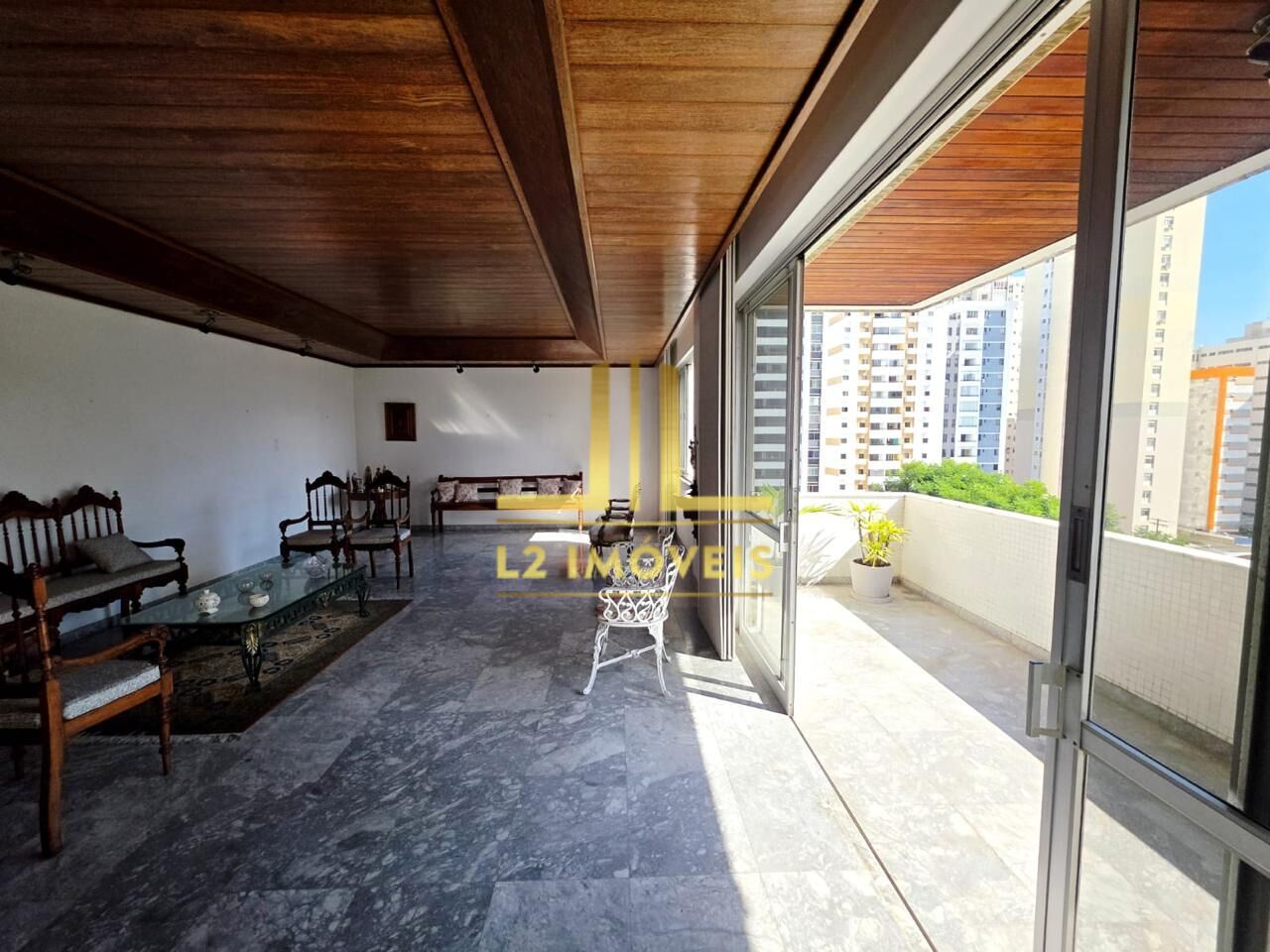 Apartamento à venda com 4 quartos, 360m² - Foto 7