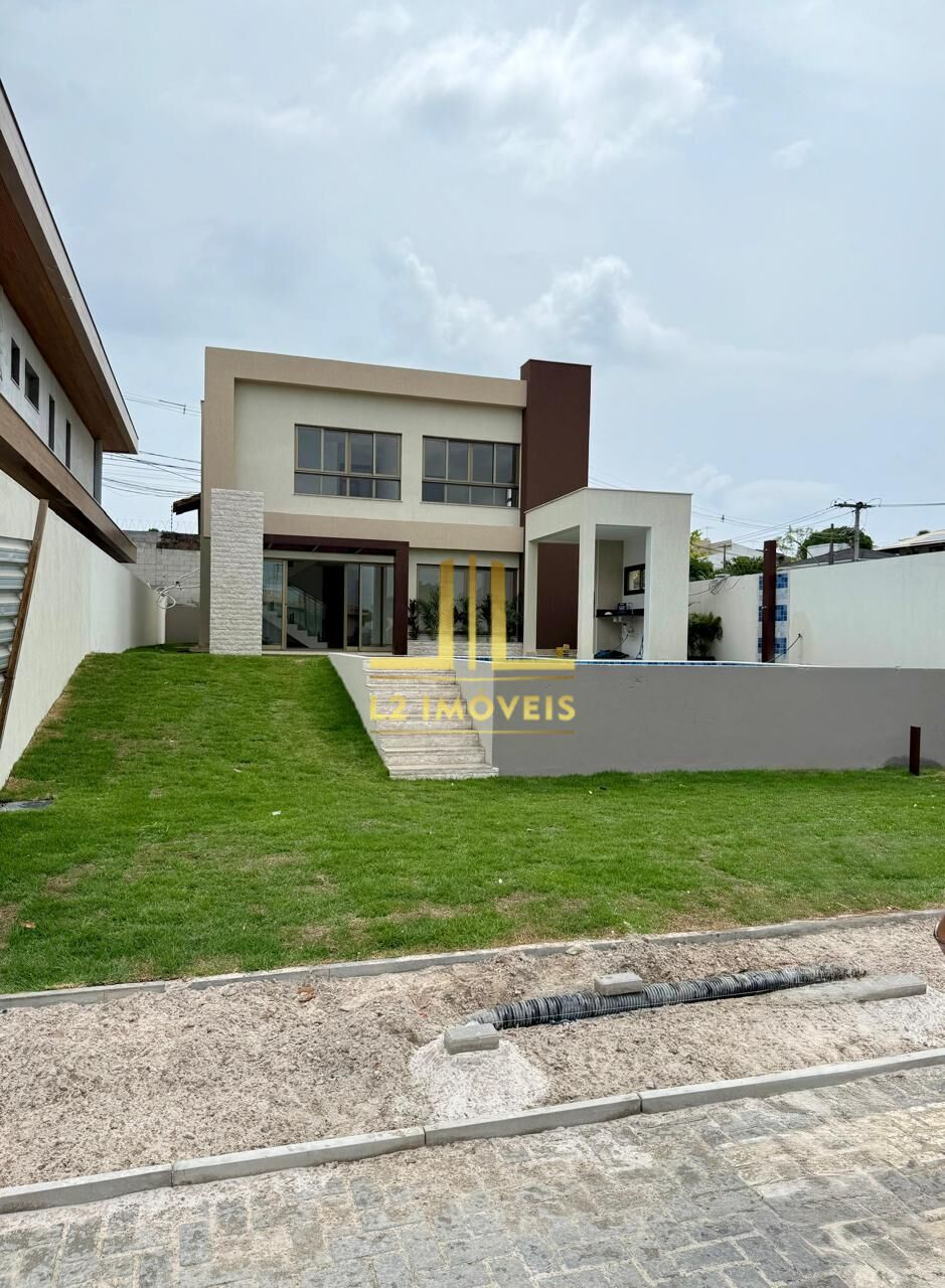 Casa à venda com 5 quartos, 206m² - Foto 3