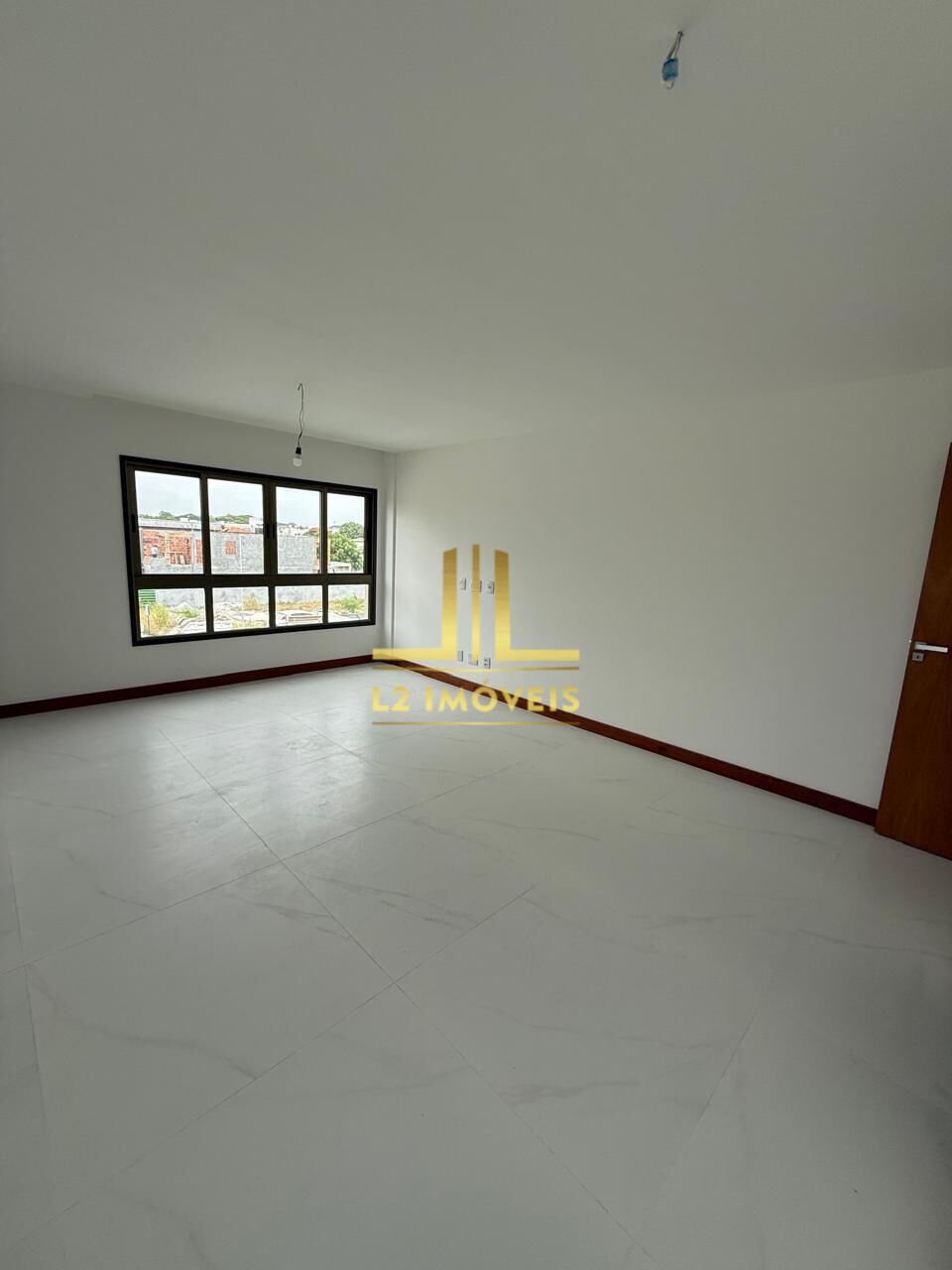 Casa à venda com 5 quartos, 206m² - Foto 10