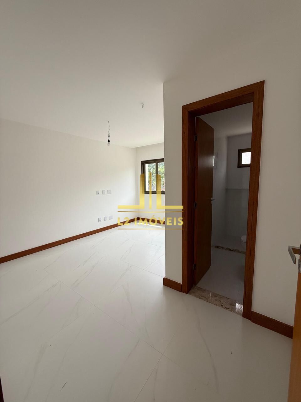 Casa à venda com 5 quartos, 206m² - Foto 20